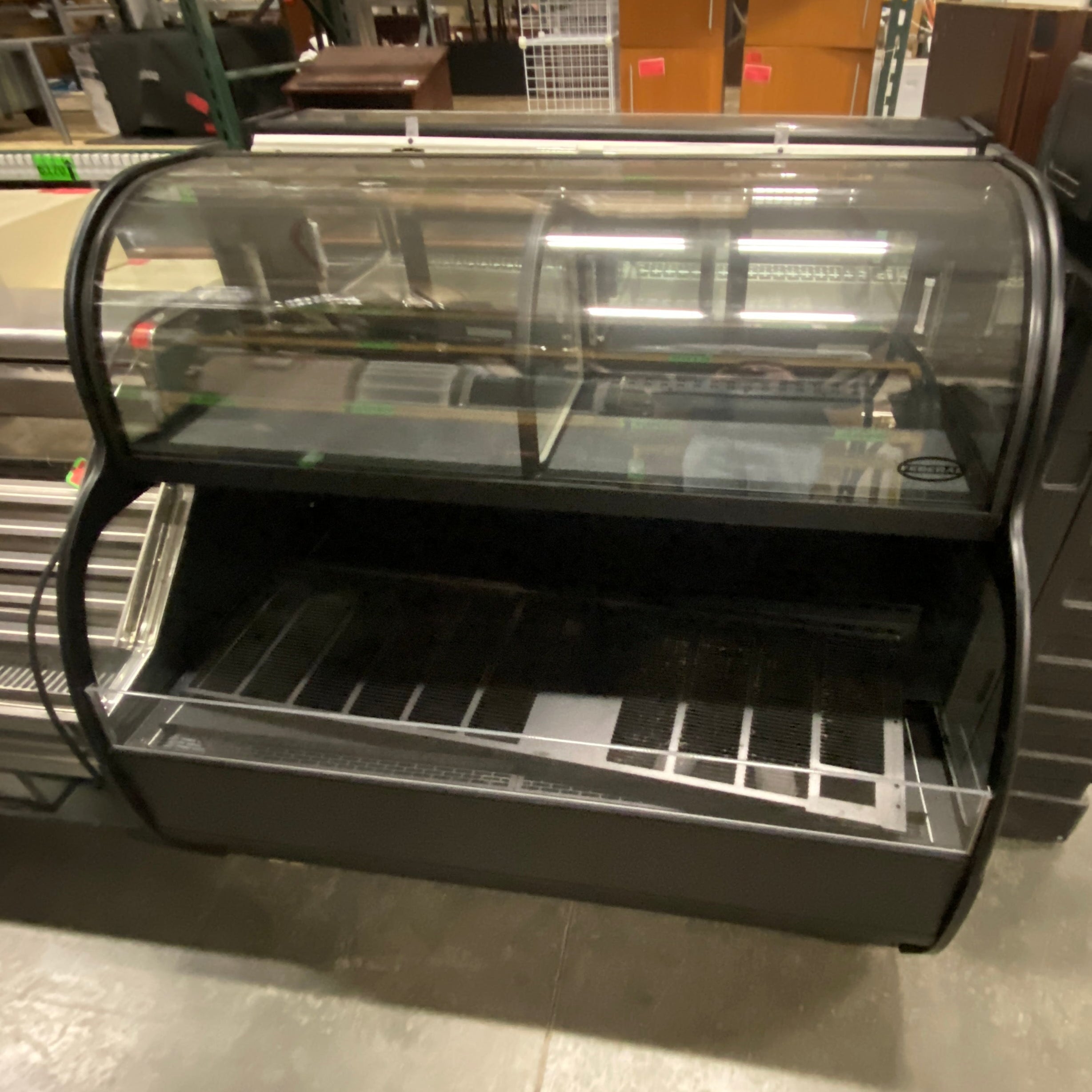 Federal Industries Model: #SSRC5952 Commercial Refrigerator/Freezer (Black)