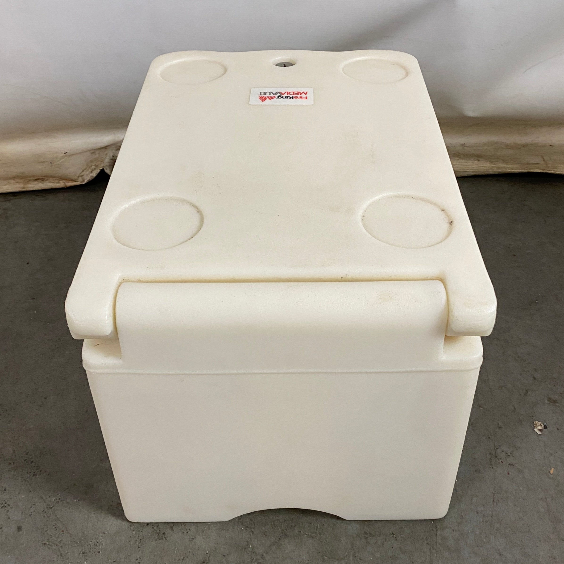 Fireking Lockable White Safe