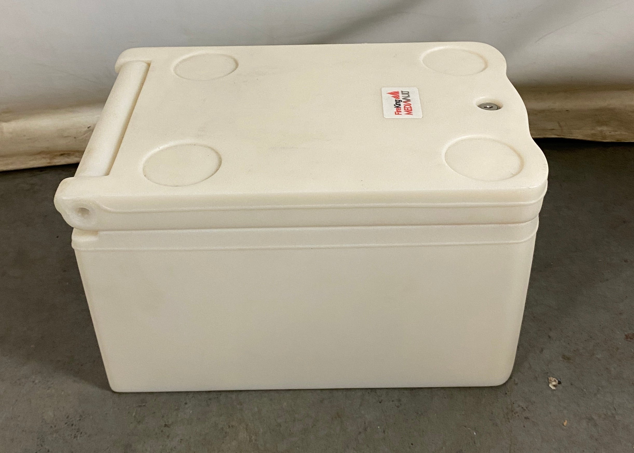 Fireking Lockable White Safe