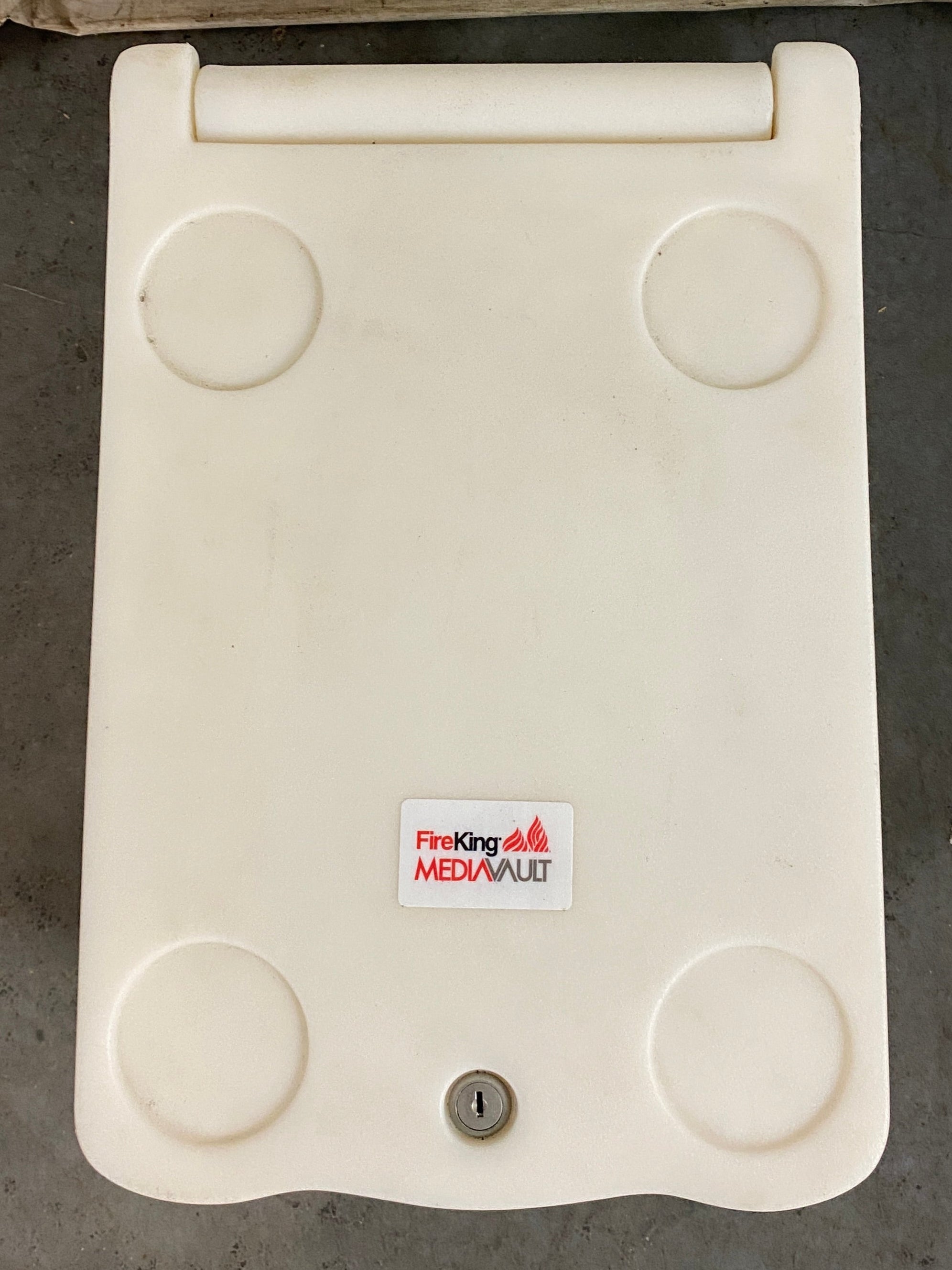 Fireking Lockable White Safe