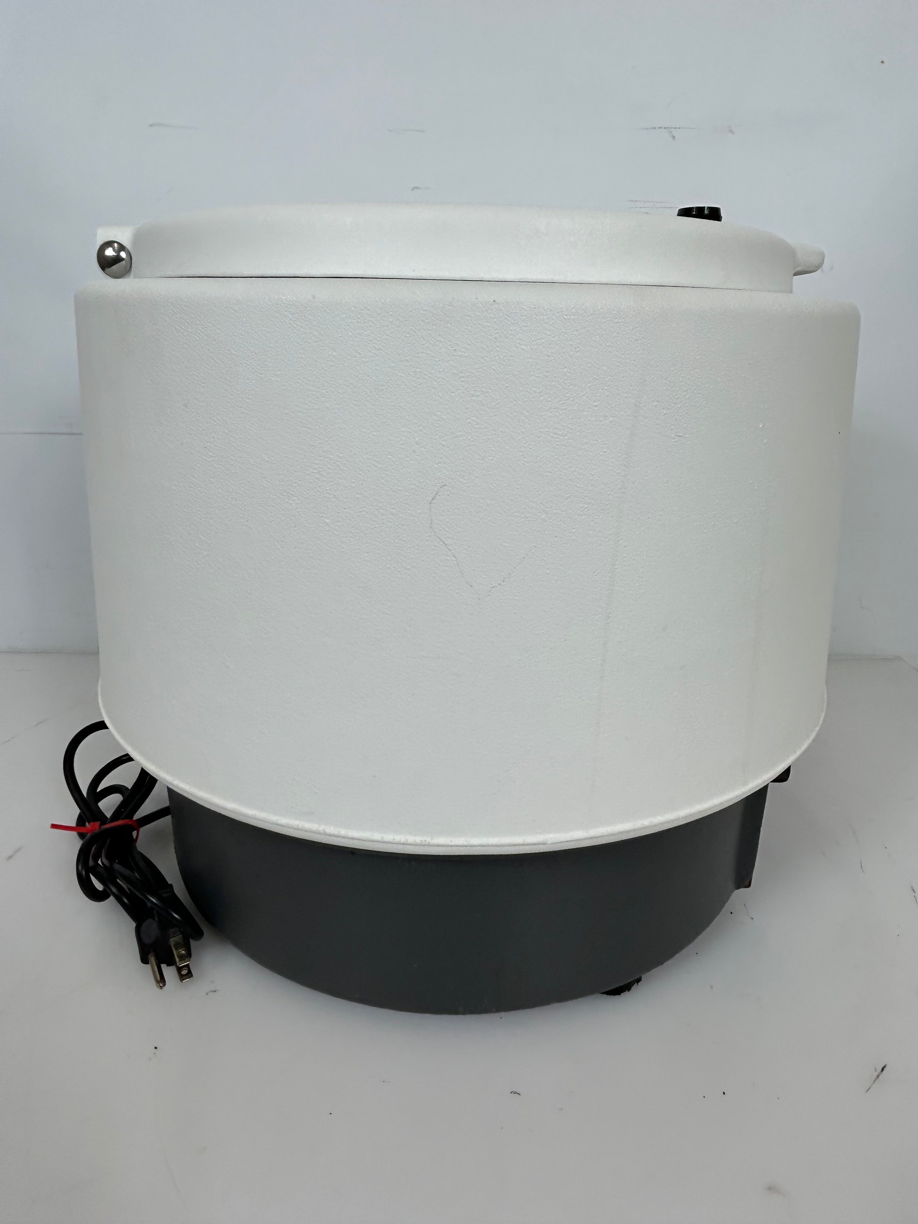 Fisher Scientific Centrific Model 225 Benchtop Centrifuge