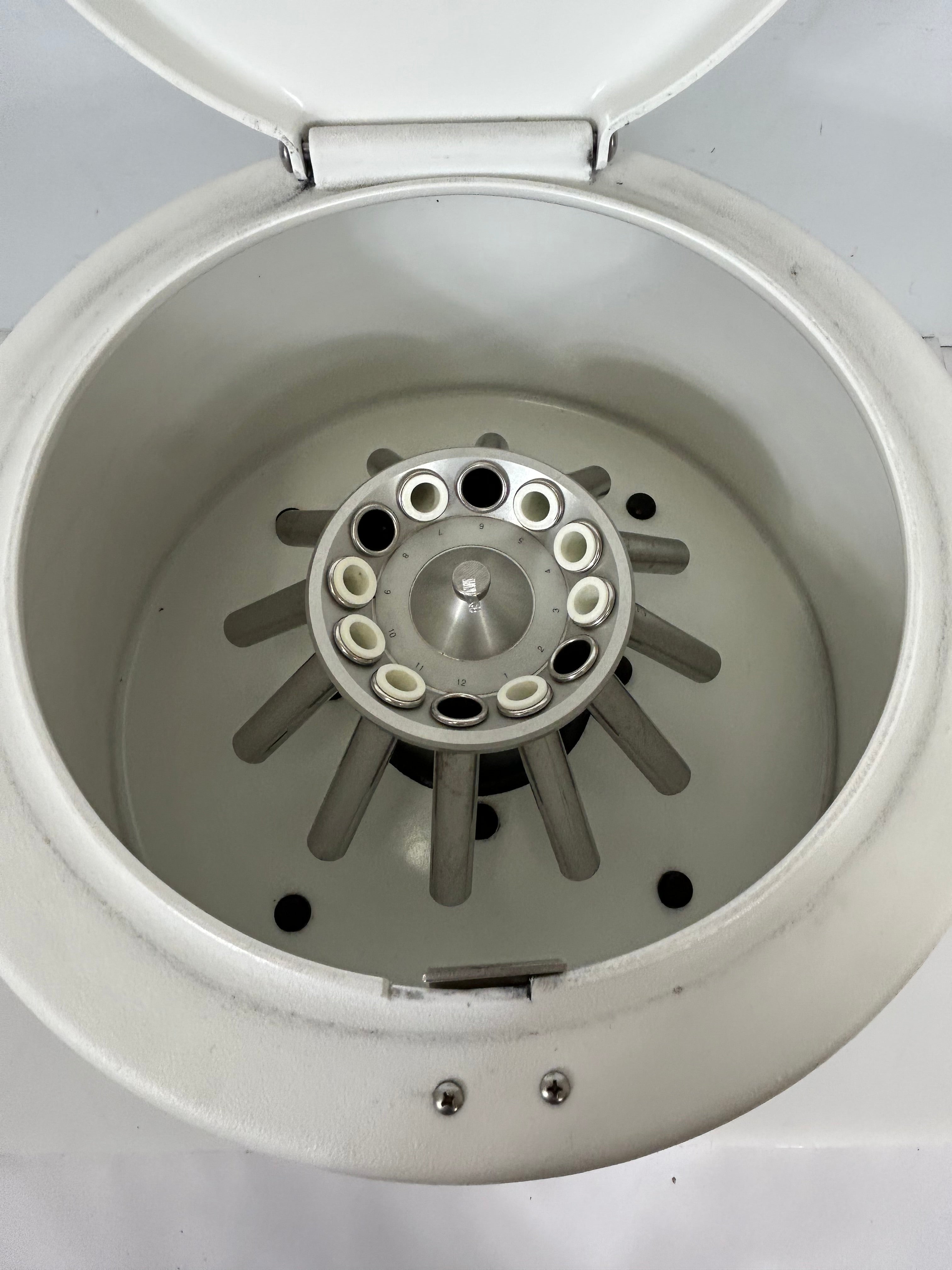 Fisher Scientific Centrific Model 225 Benchtop Centrifuge
