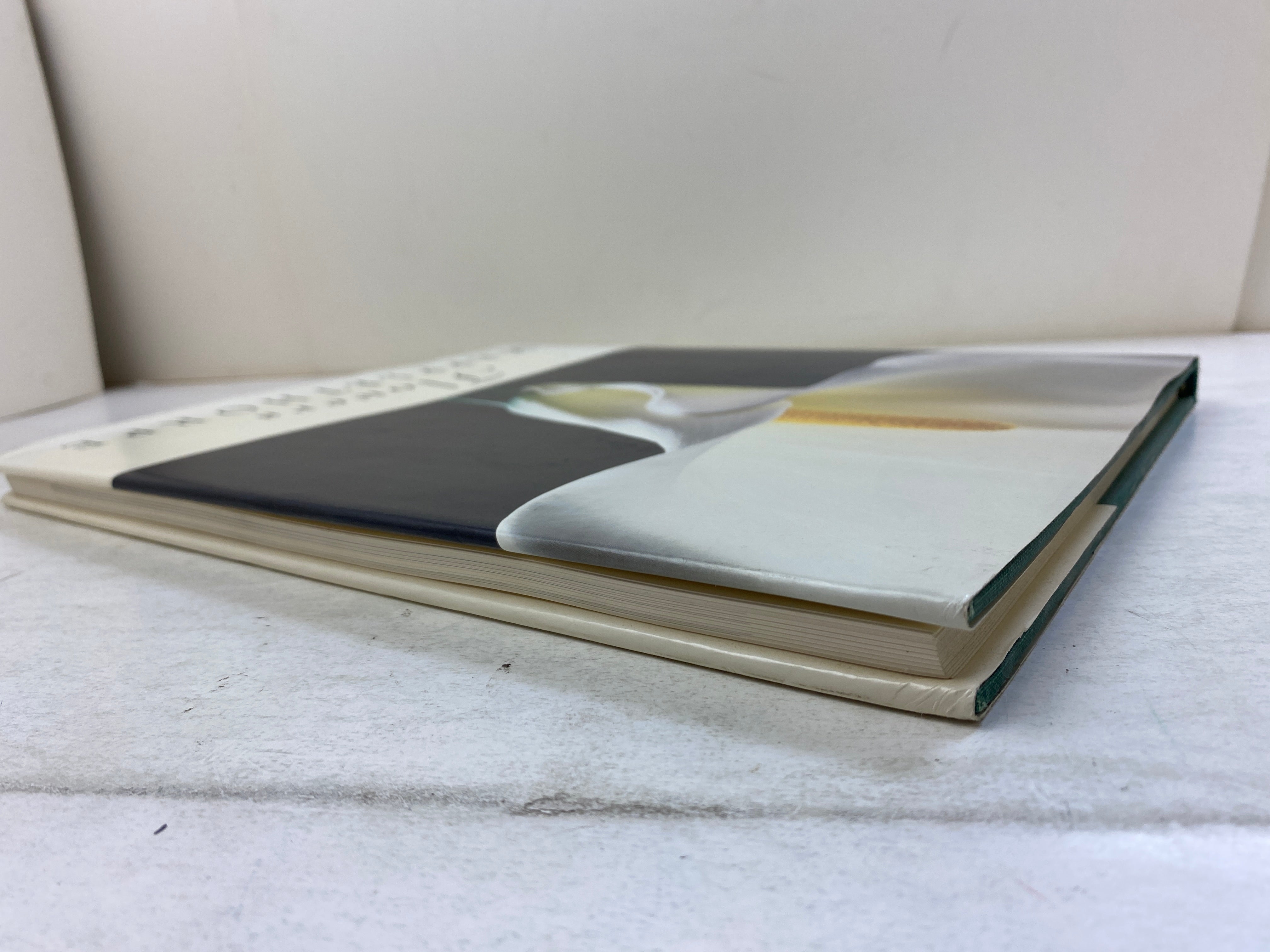 Flowers Mapplethorpe Bulfinch Press c1989 HCDJ