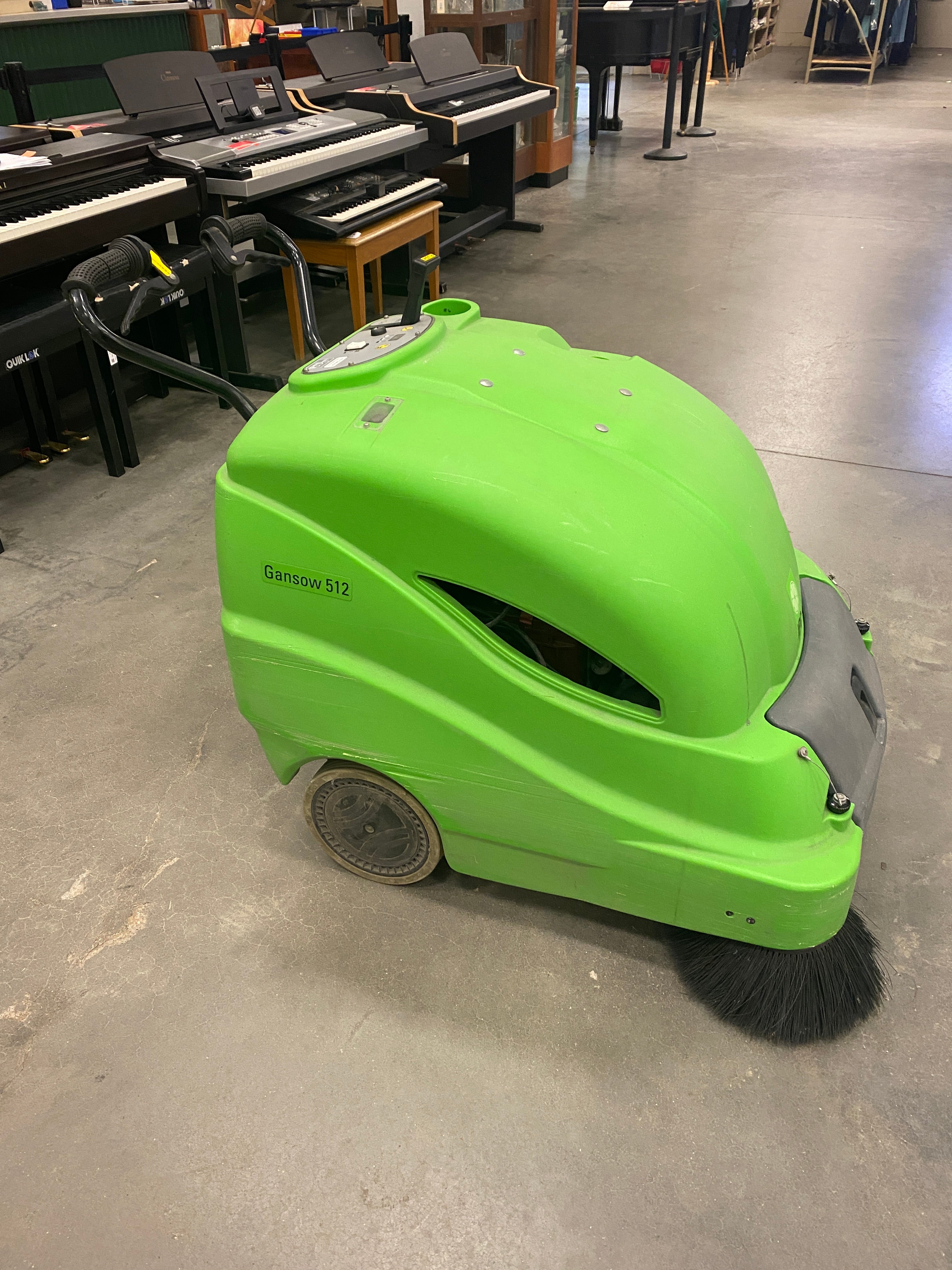 Gansow 512 Walk-Behind Floor Sweeper