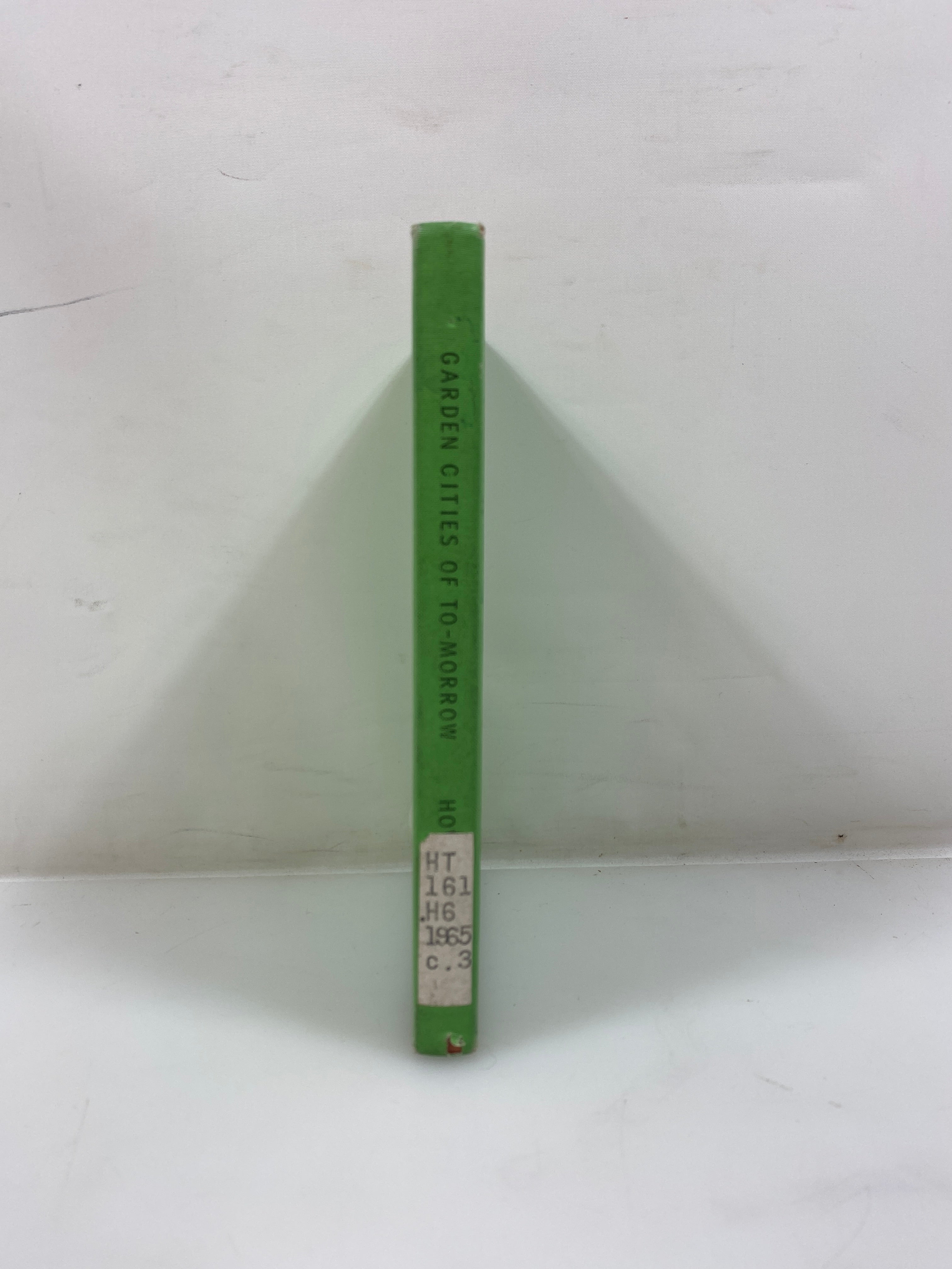 Garden Cities of To-Morrow by Howard MIT Press Ex-library 1966 HC