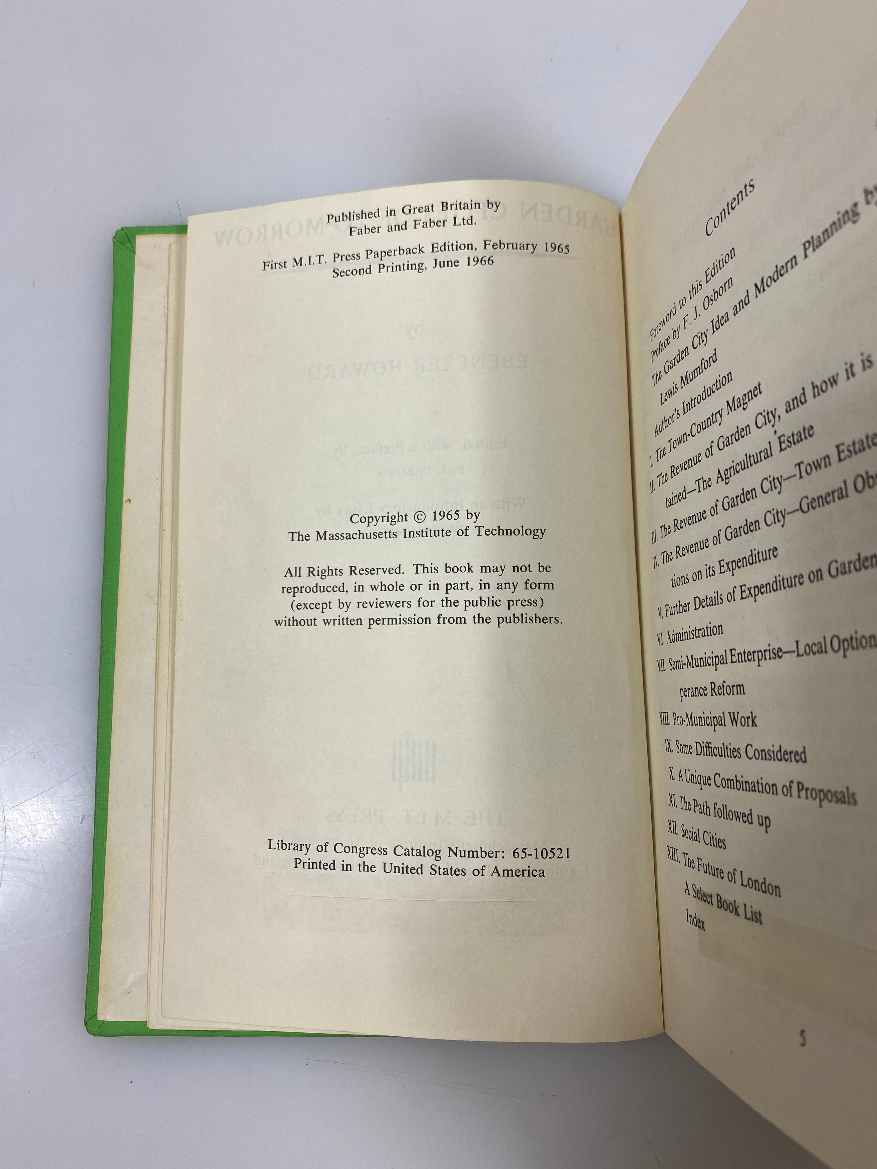 Garden Cities of To-Morrow by Howard MIT Press Ex-library 1966 HC