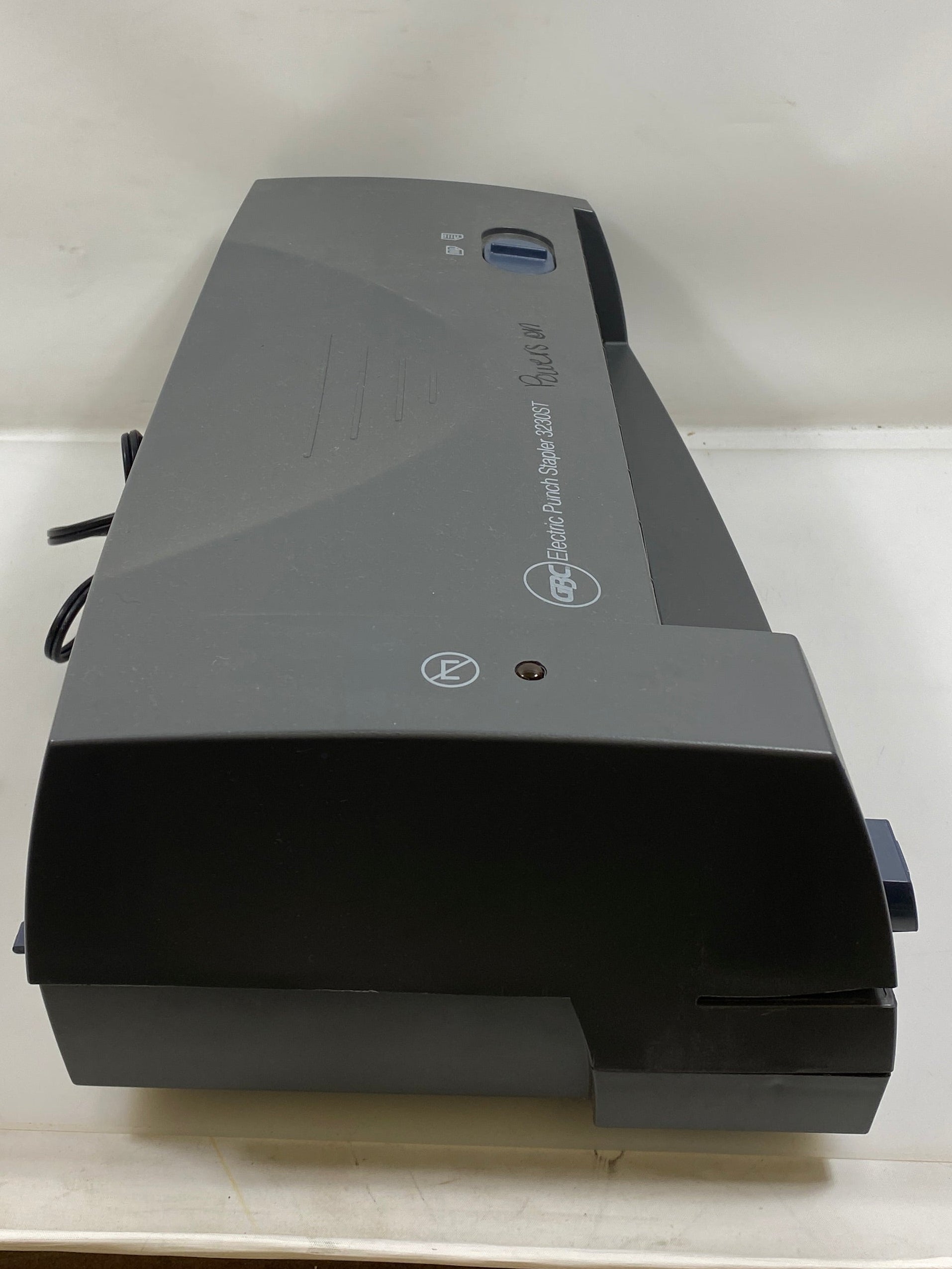 GBC #3230ST Electric Punch Stapler