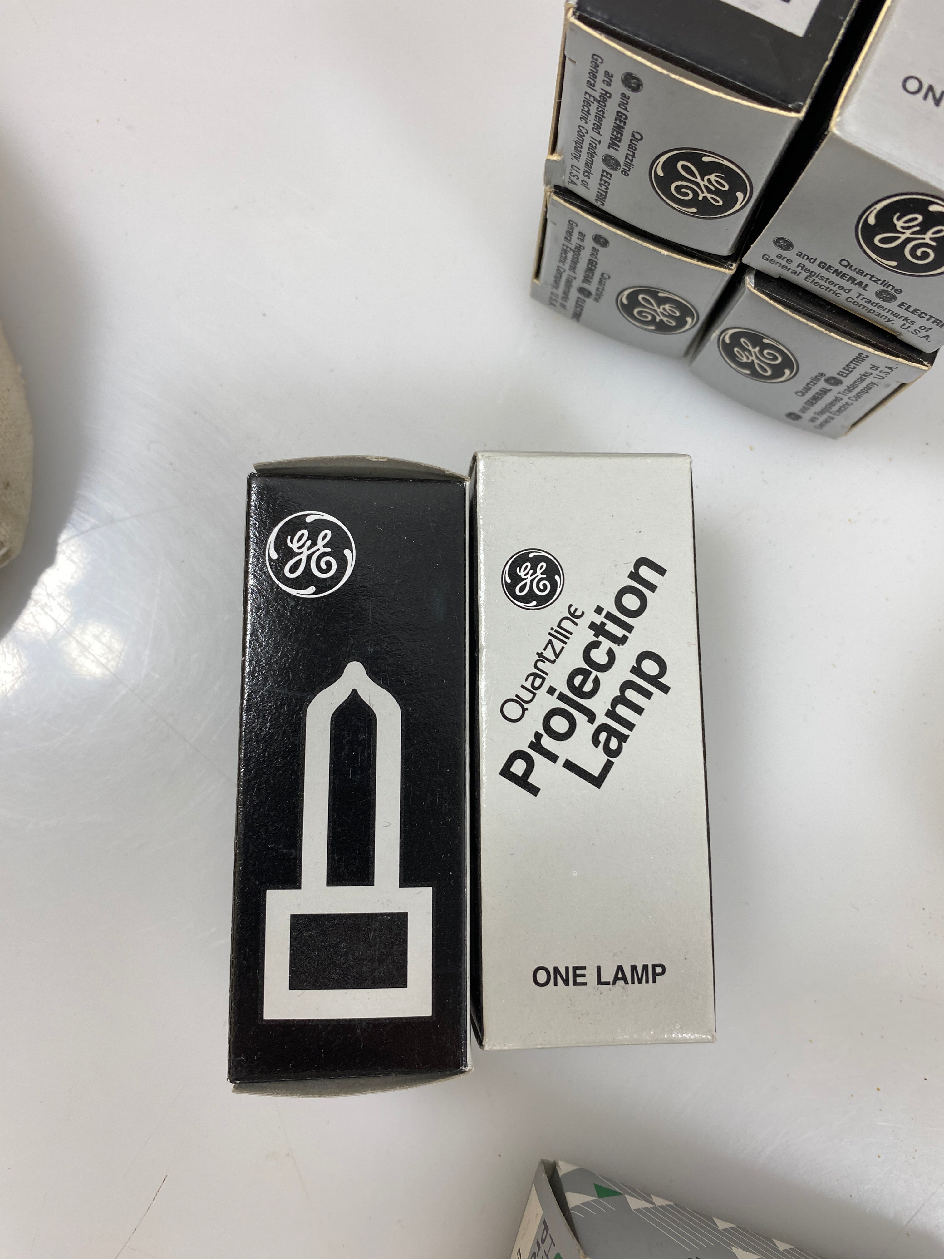 GE Quartzline Projection Lamp Light Bulb
