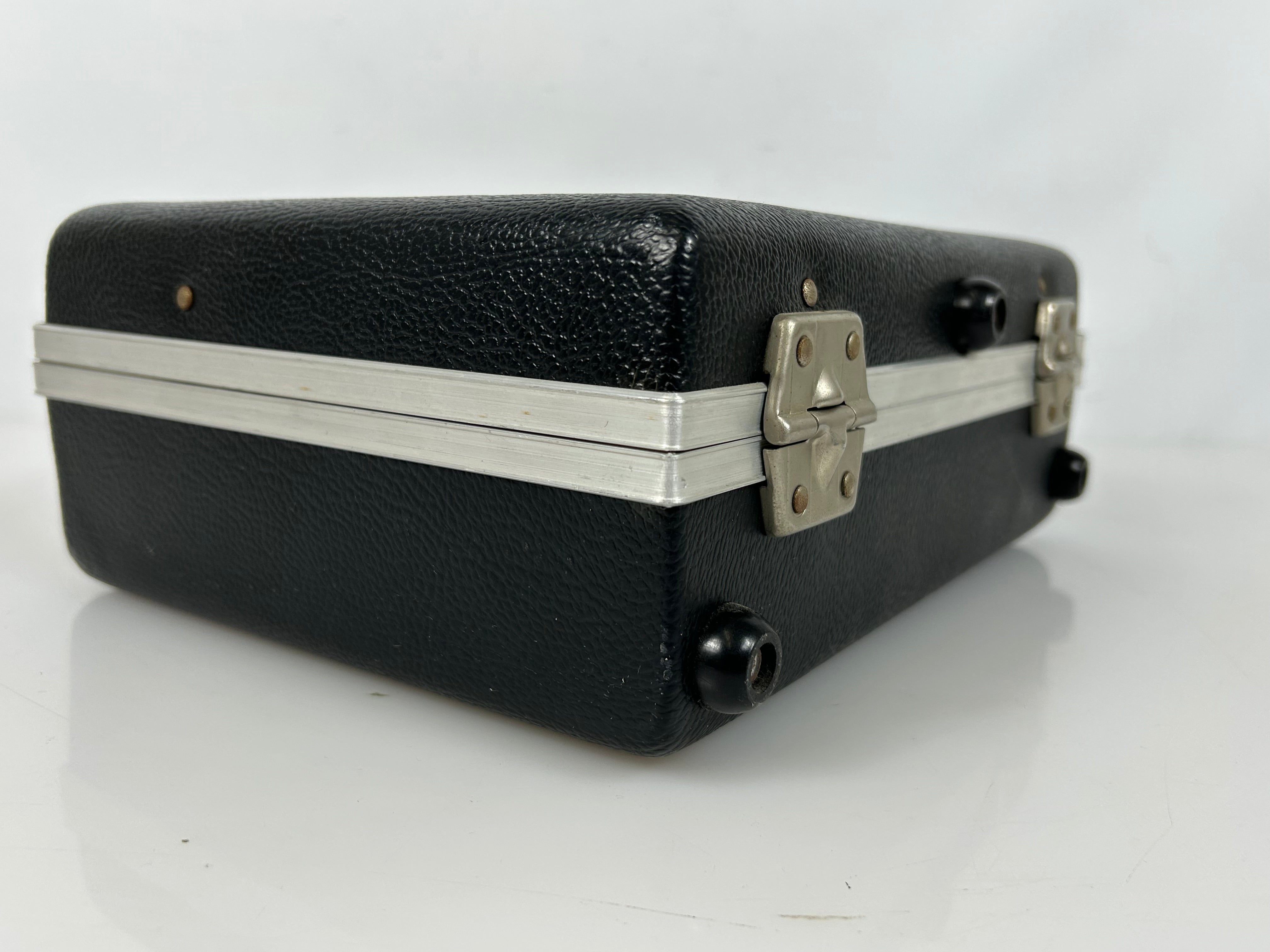 General Radio Company Type 1565-B Sound Level Meter w/ Case and Calibrator
