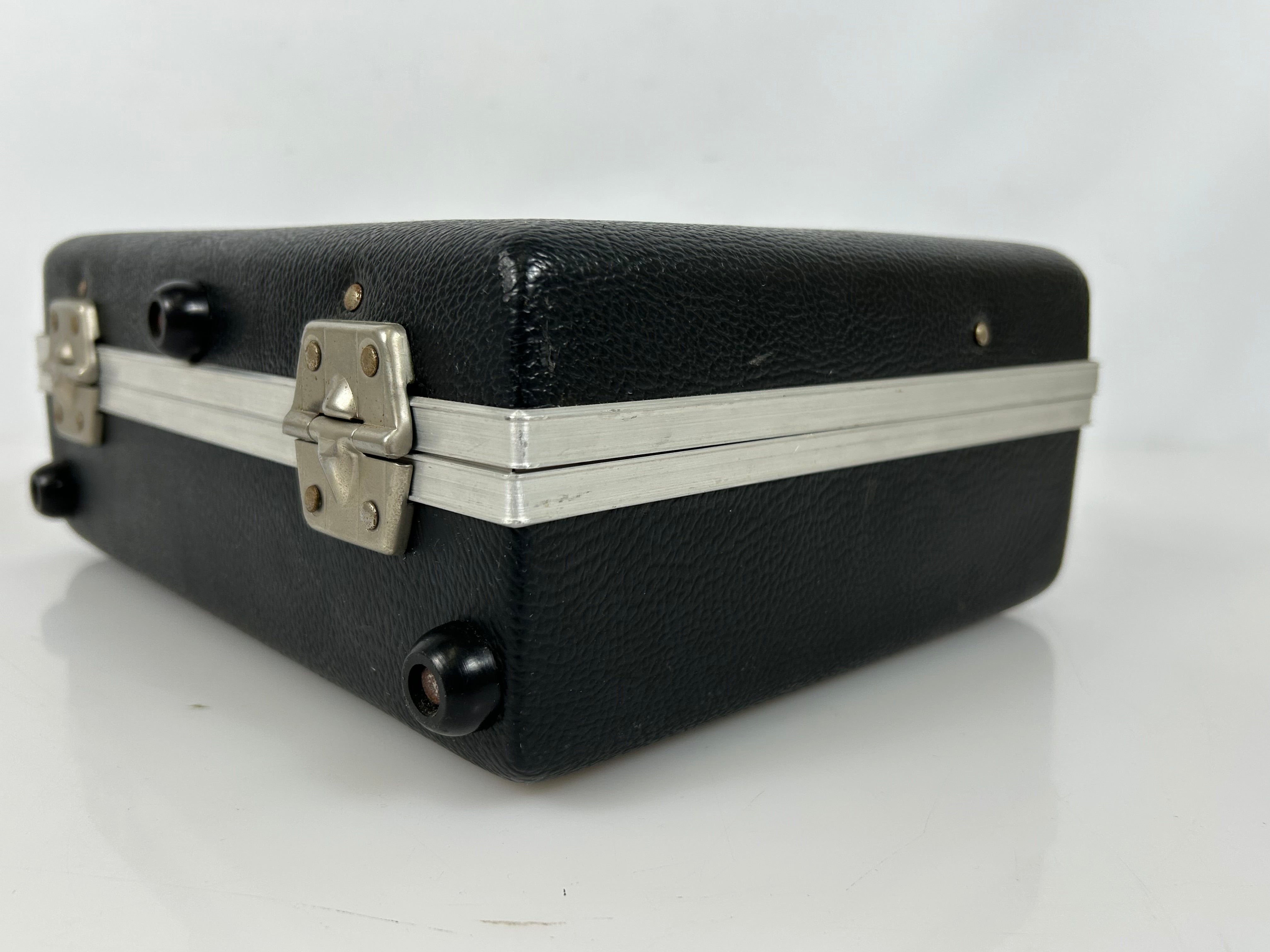 General Radio Company Type 1565-B Sound Level Meter w/ Case and Calibrator