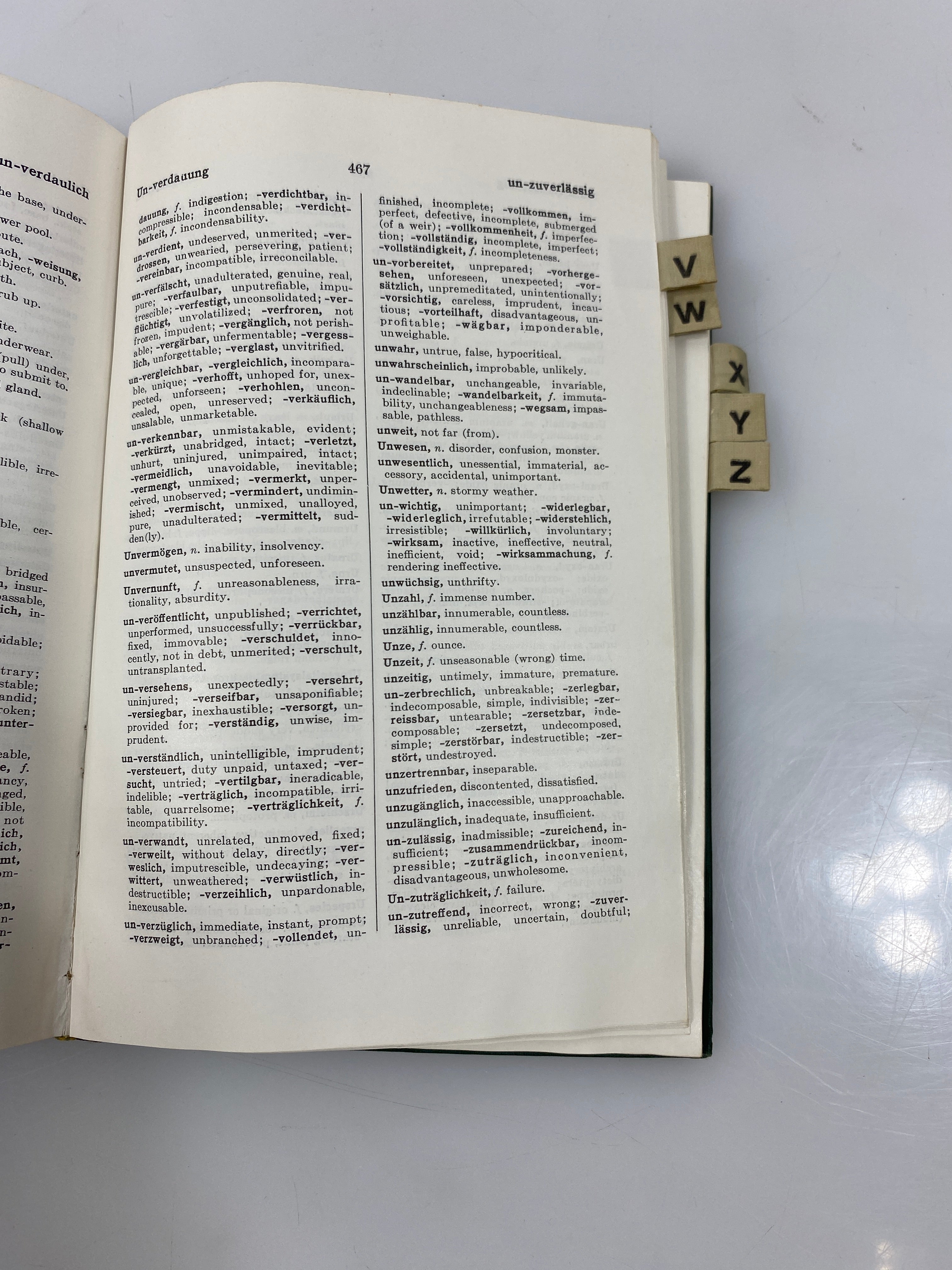 German-English Science Dictionary by De Vries 3rd Edition 1959 HC