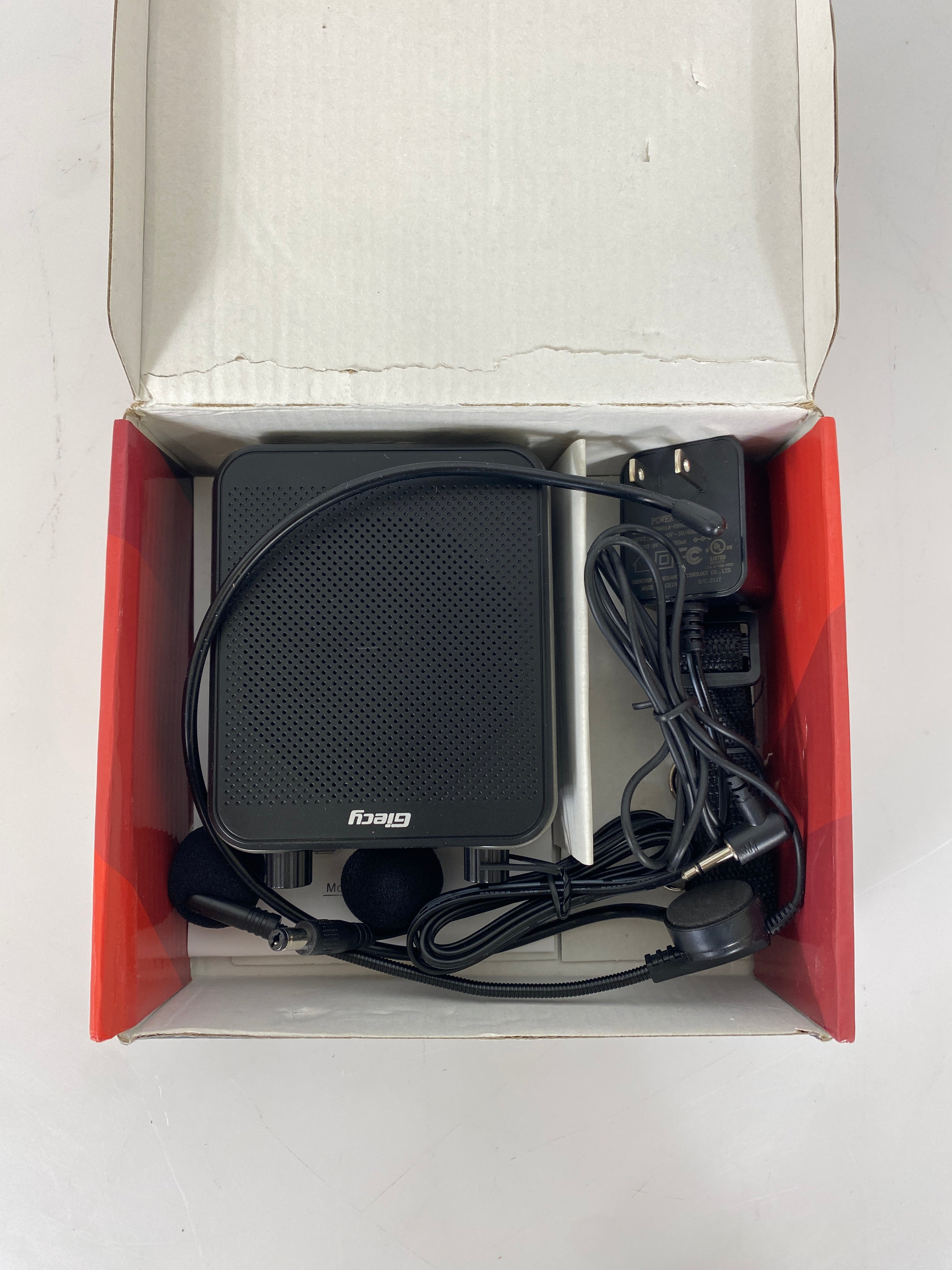 Giecy Voice Amplifier Portable Bluetooth 30W 2800mAh Rechargeable PA