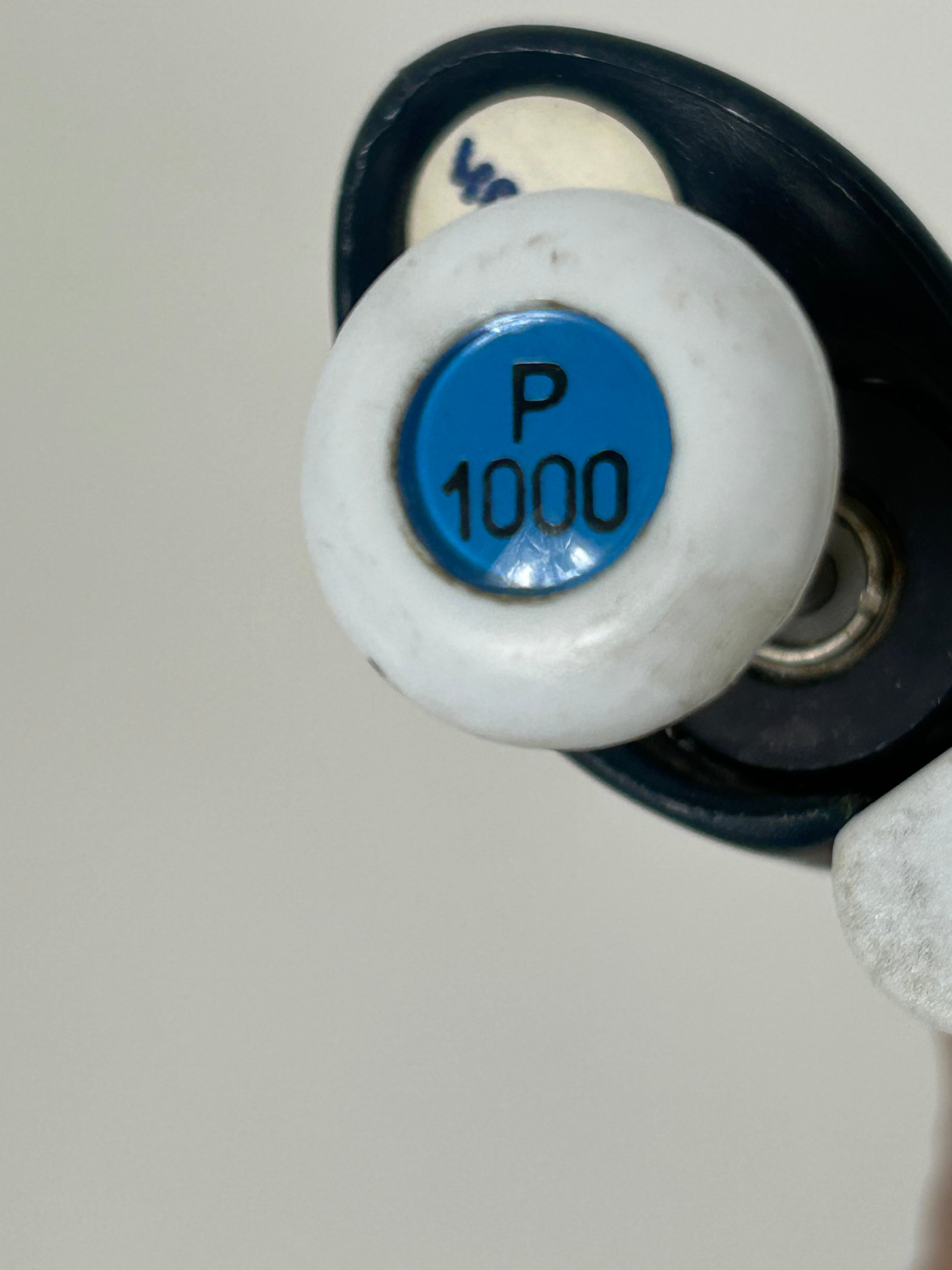 Gilson PIPETMAN Classic P200 Pipette