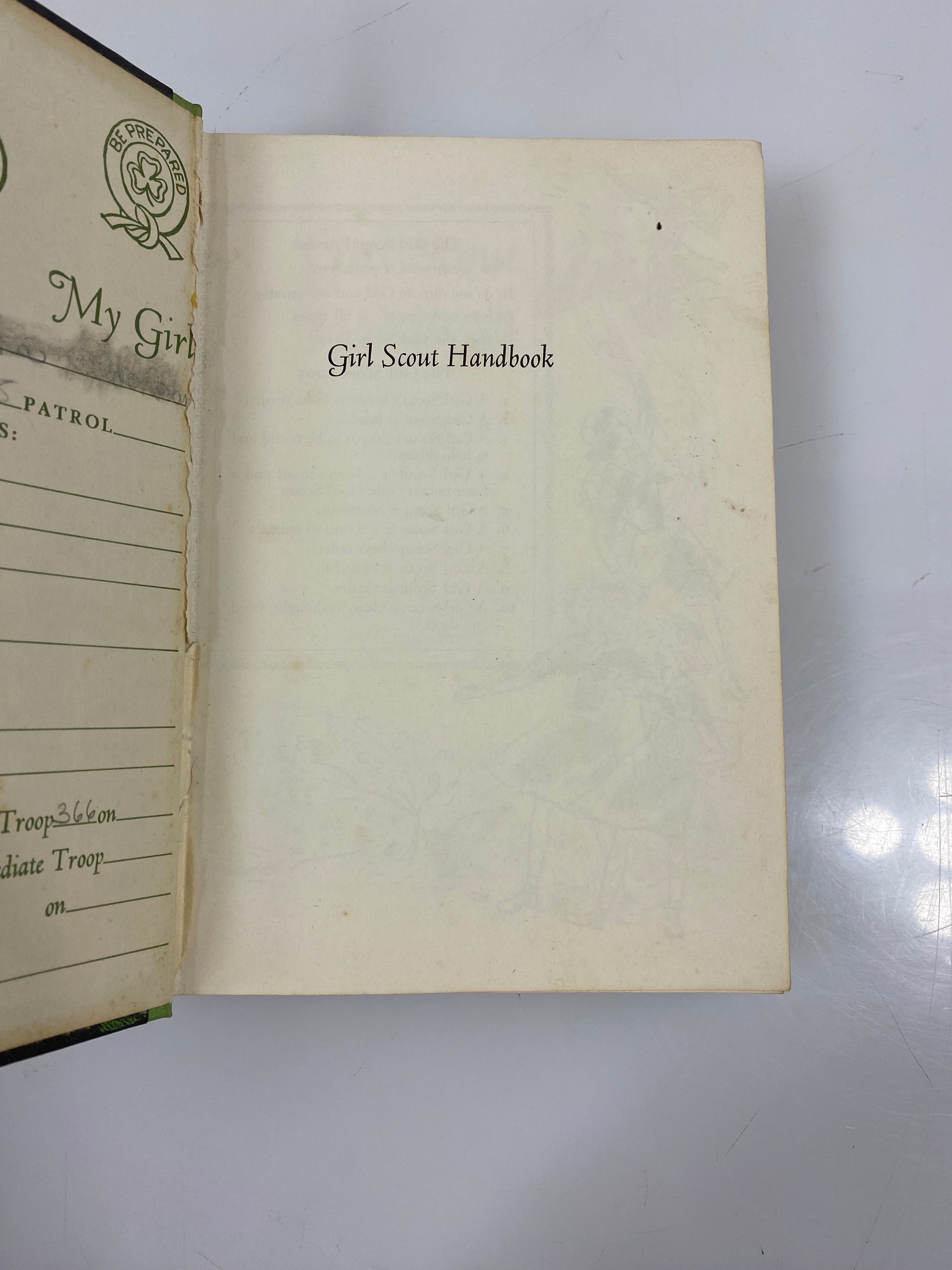 Girl Scout Handbook Intermediate Program August 1954 HCDJ