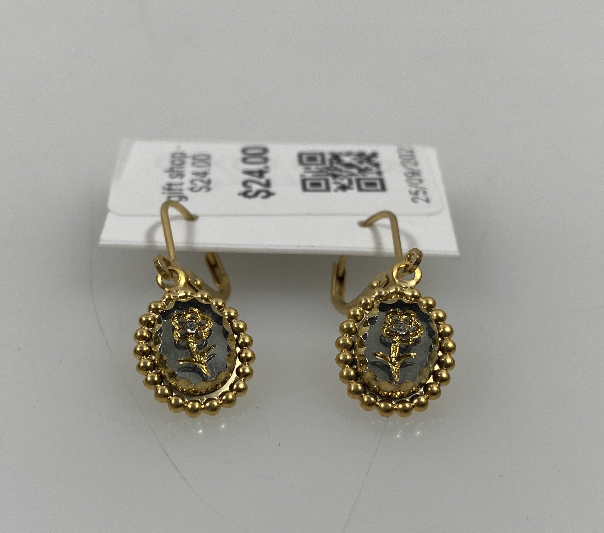 Gold White Etched Flower Earrings