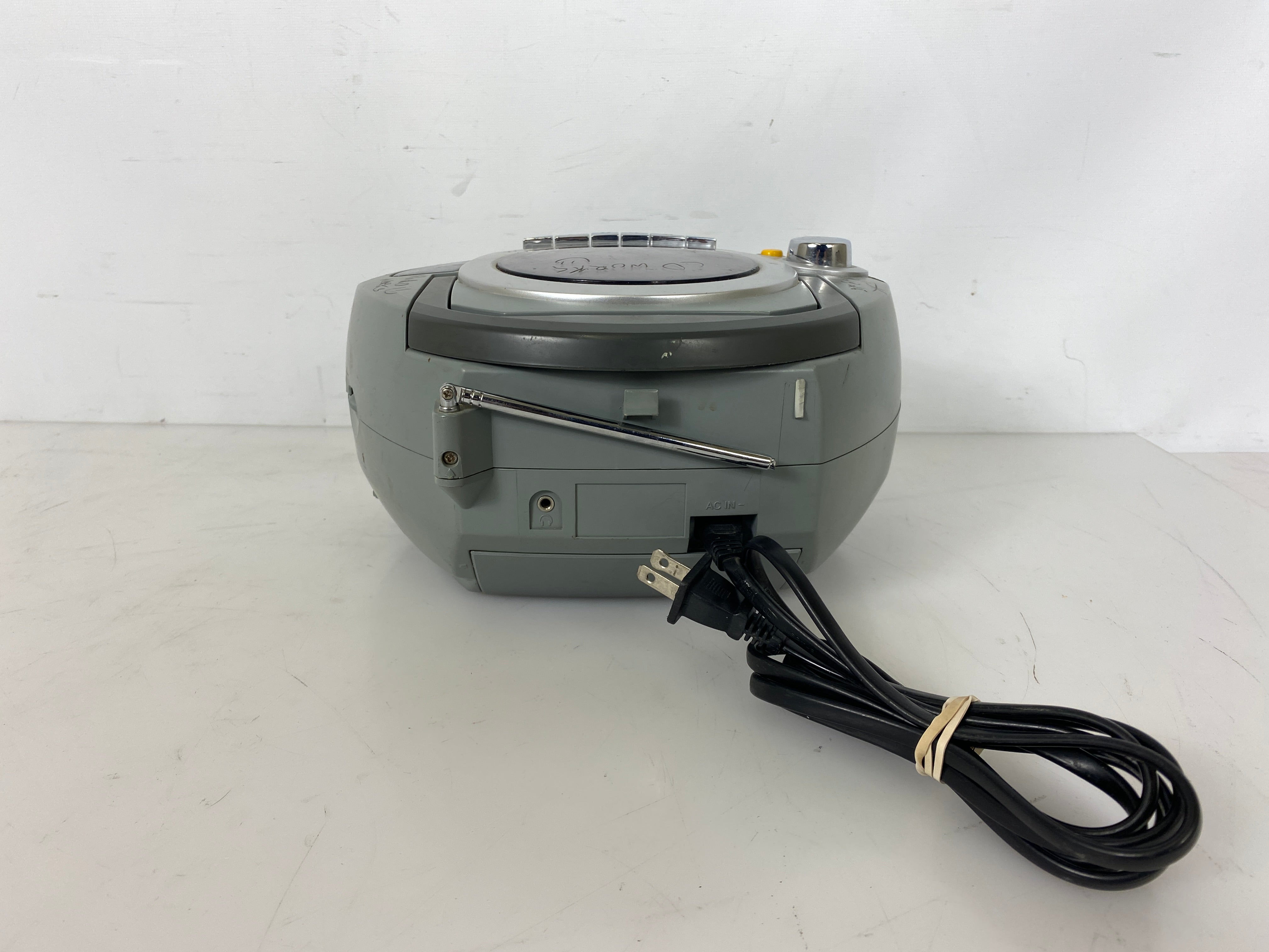 GPX C971 AM/FM Cassette Recorder Boombox