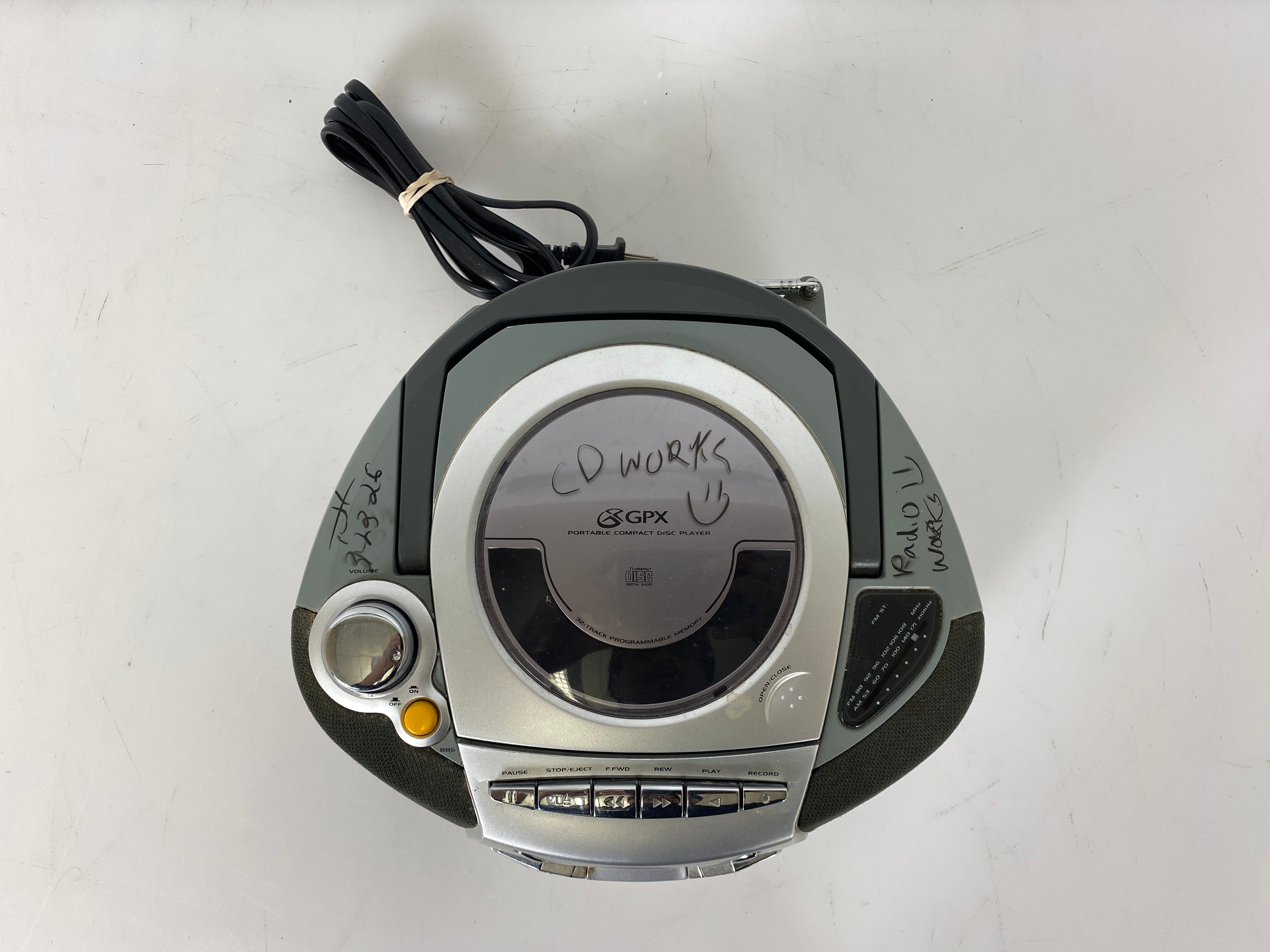 GPX C971 AM/FM Cassette Recorder Boombox