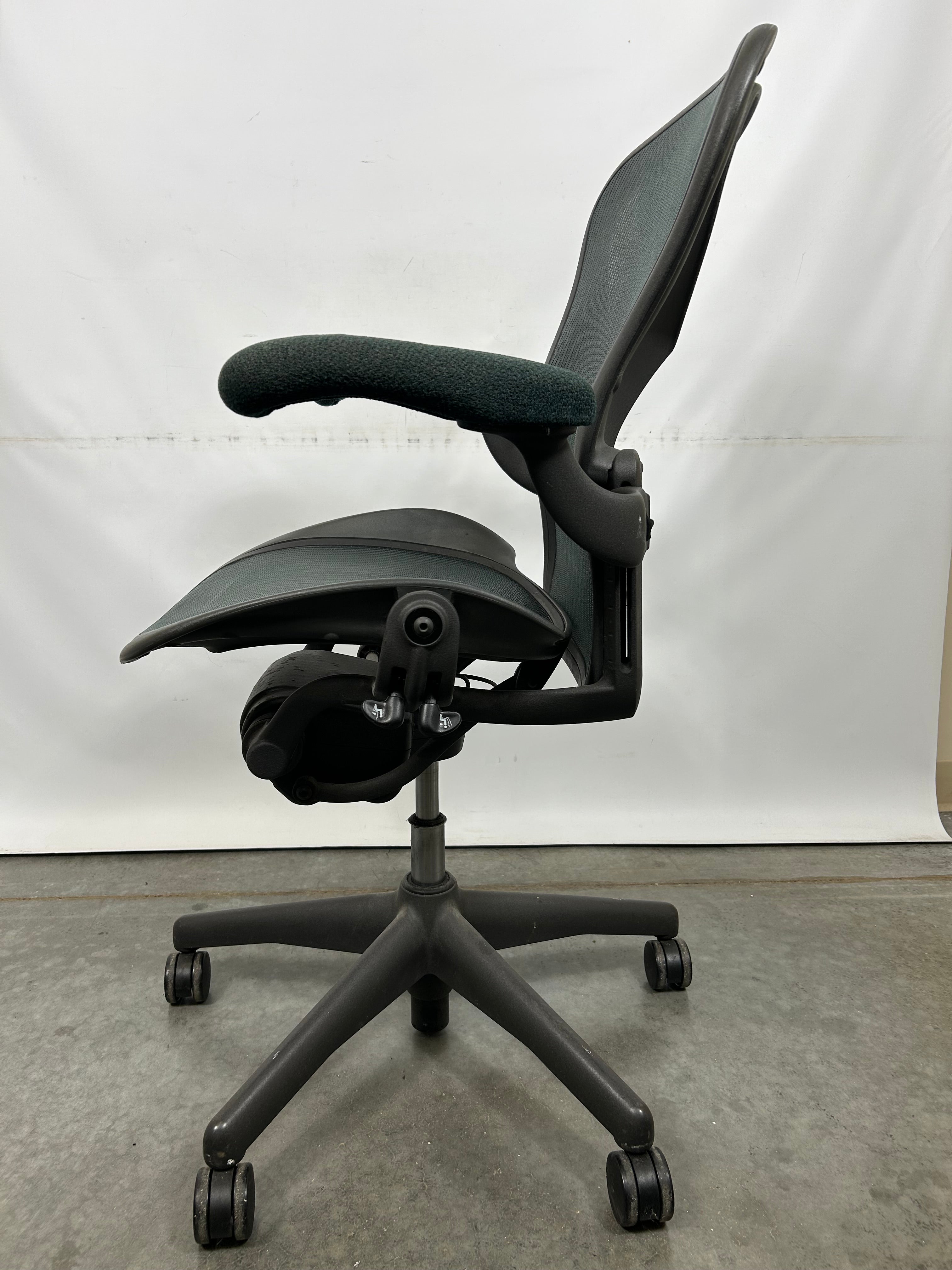 Green Herman Miller Aeron Chair Size B with Green Fabric Arms