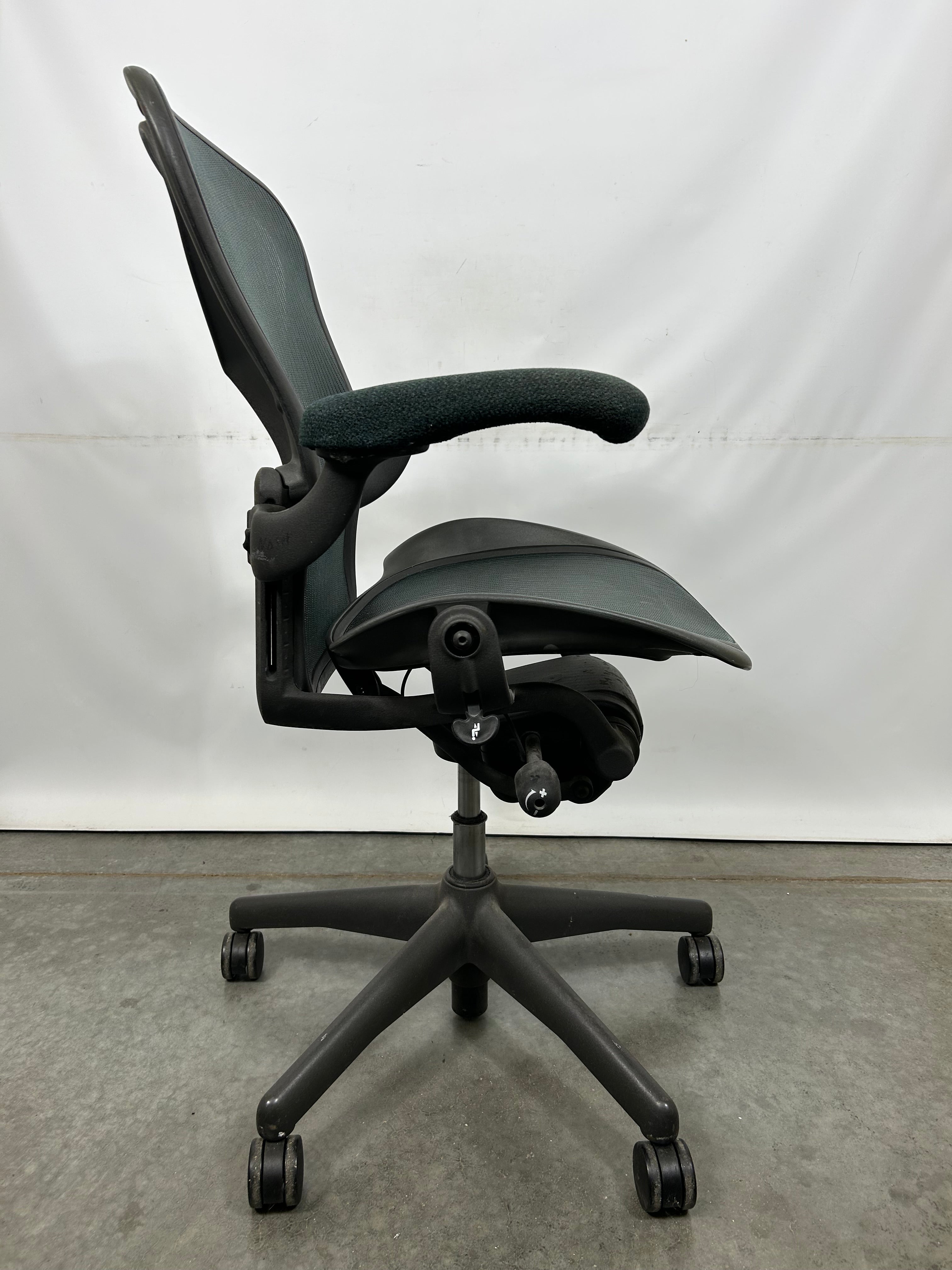 Green Herman Miller Aeron Chair Size B with Green Fabric Arms