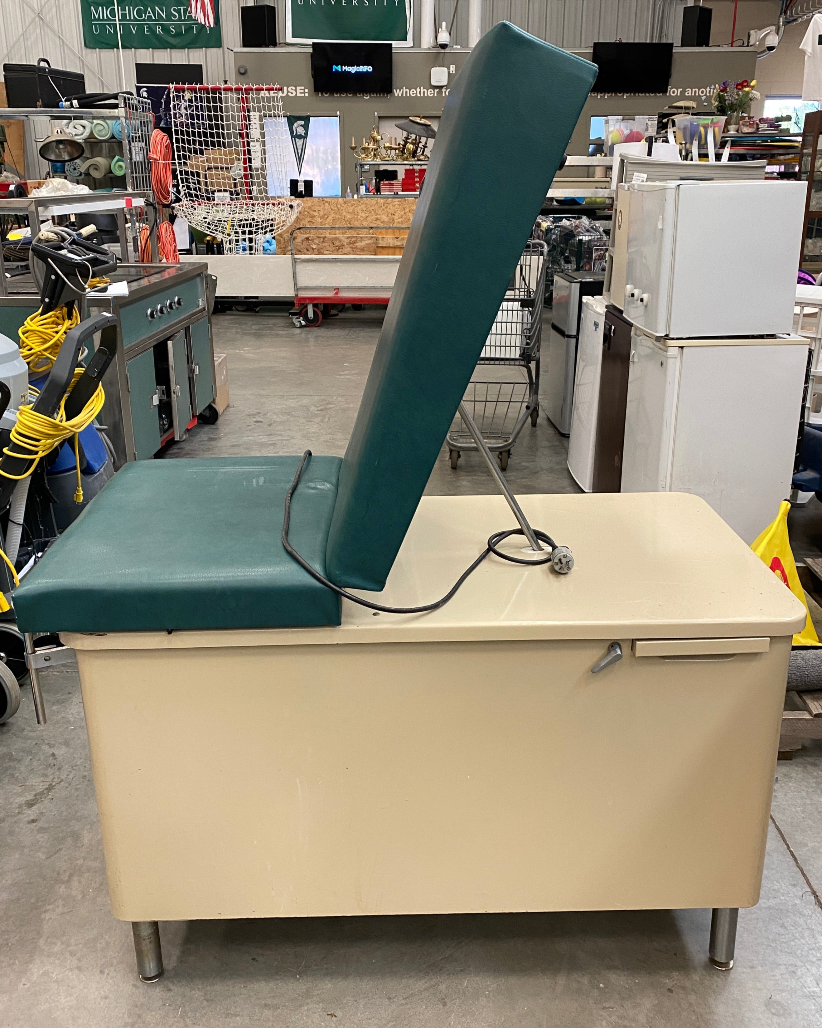 Hamilton Examination Table