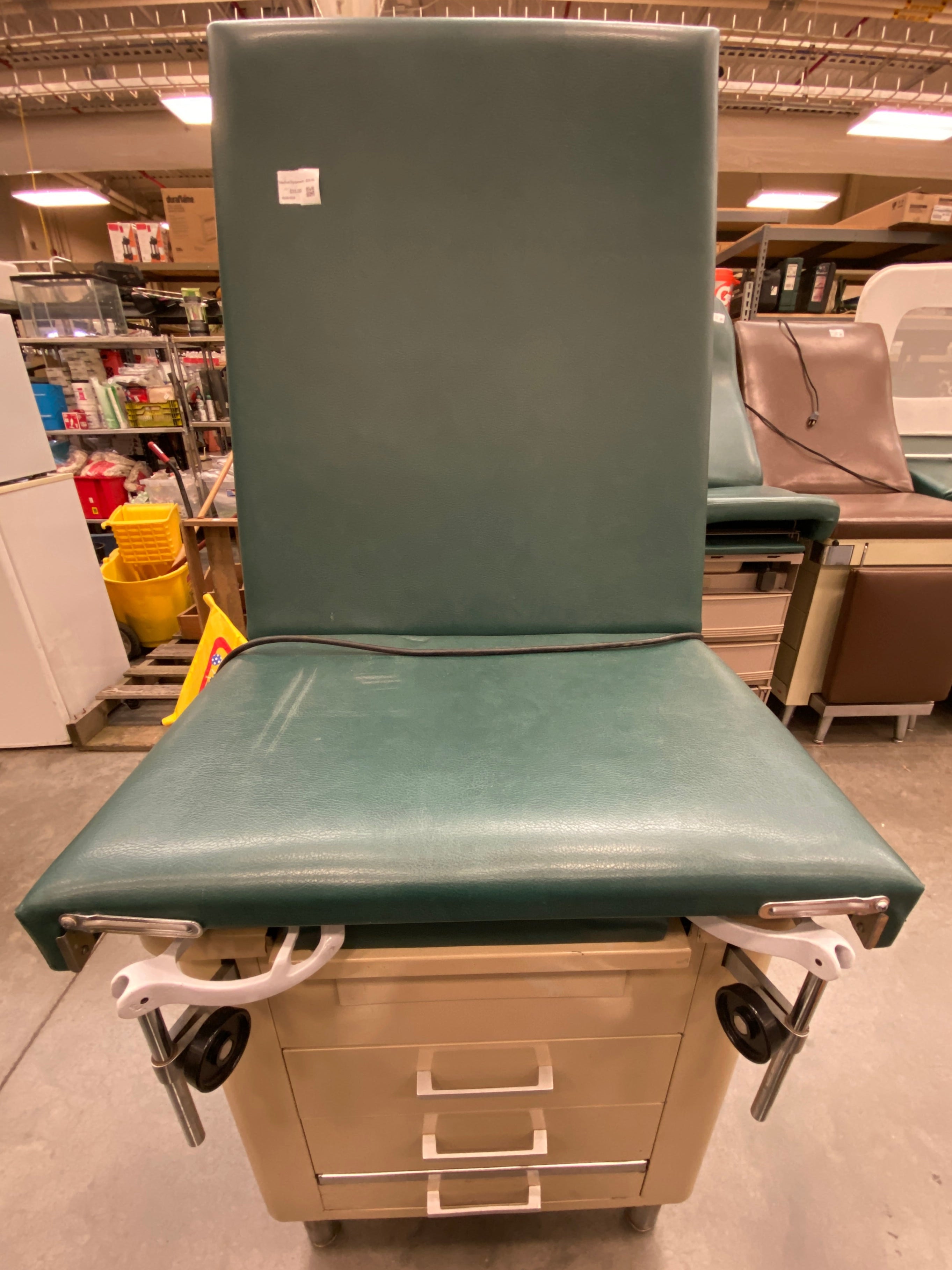 Hamilton Examination Table