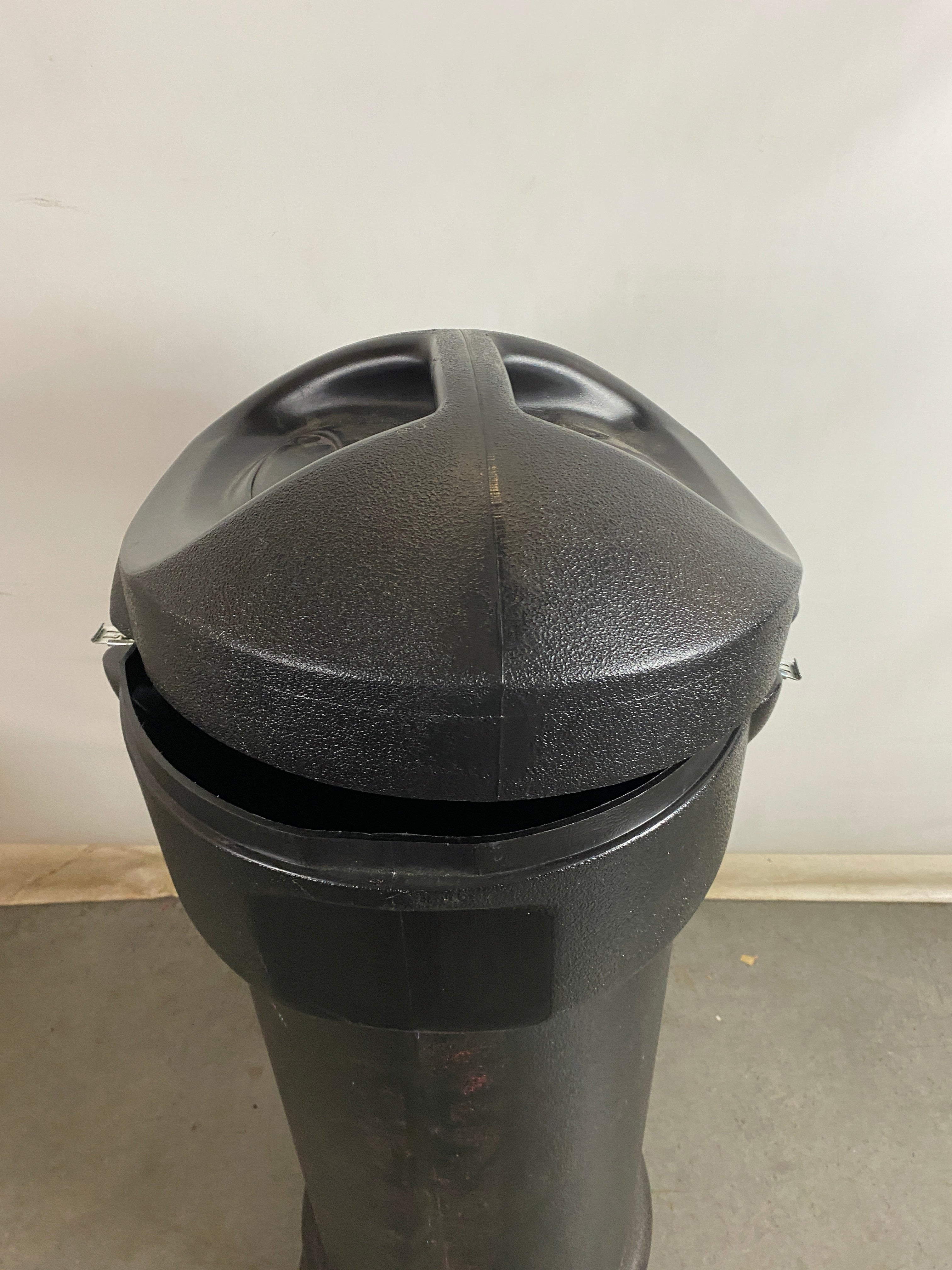 Hard-Shell Black Presentation Board Carrying Case with Wheels
