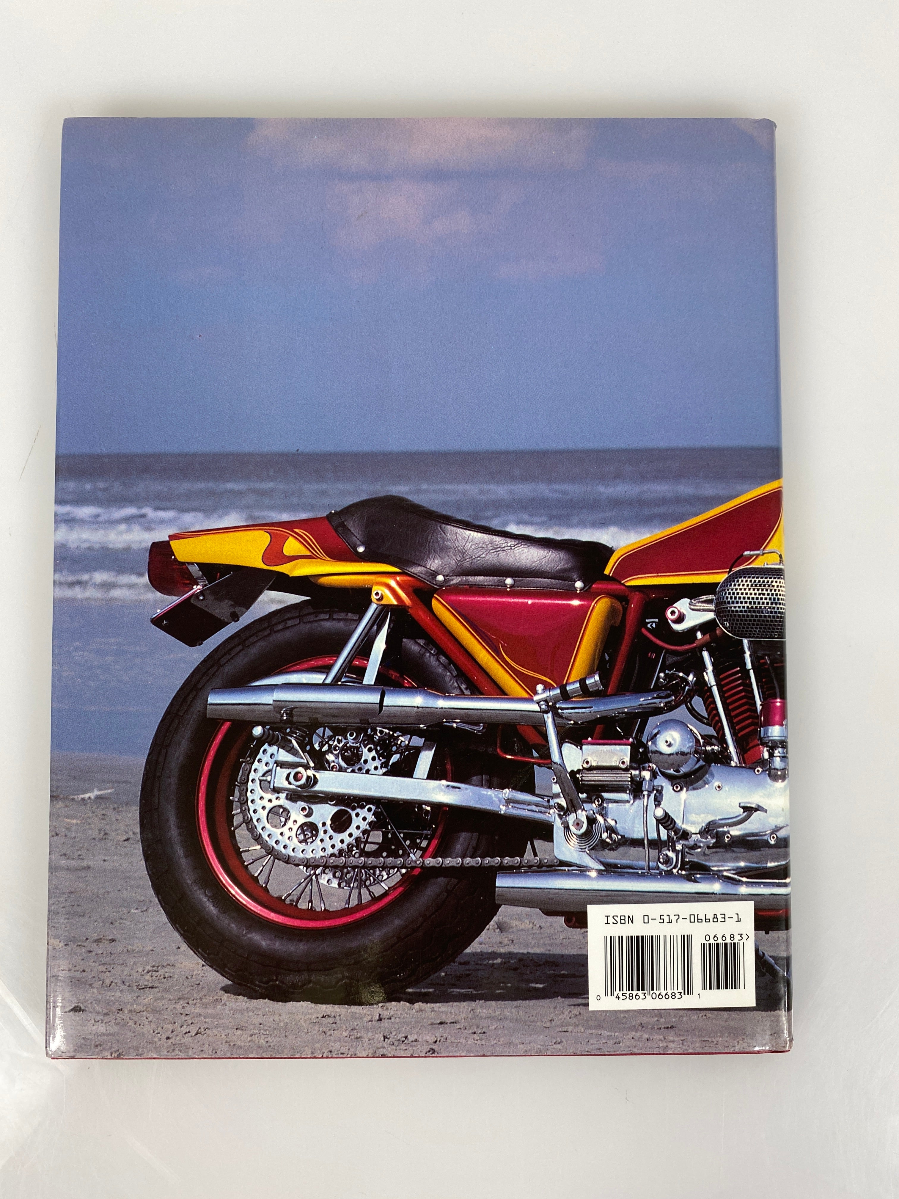 Harley Davidson The Living Legend William Green HC 1991