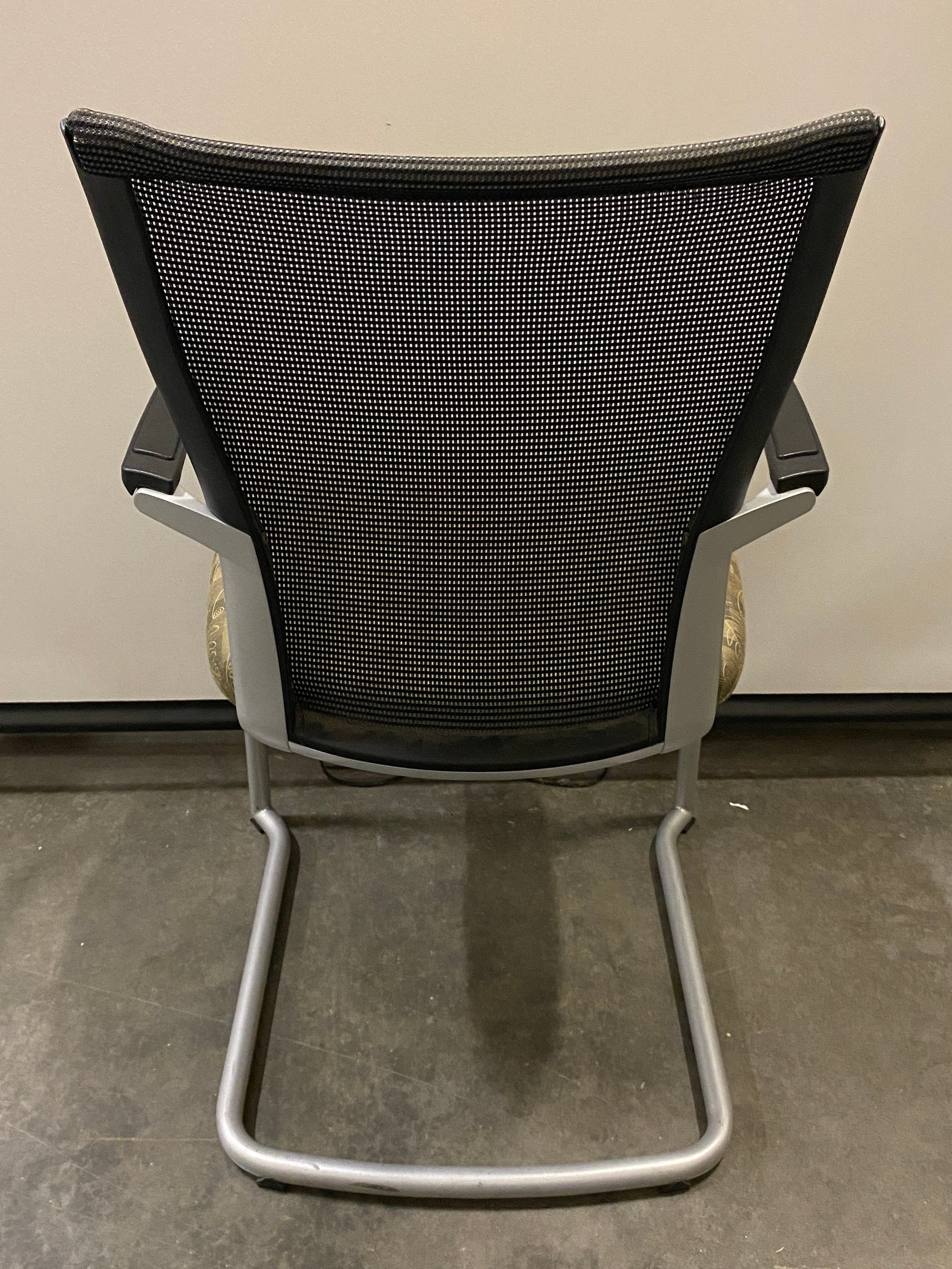 Haworth #060227 Patterned Cushioned Metal Frame Chair
