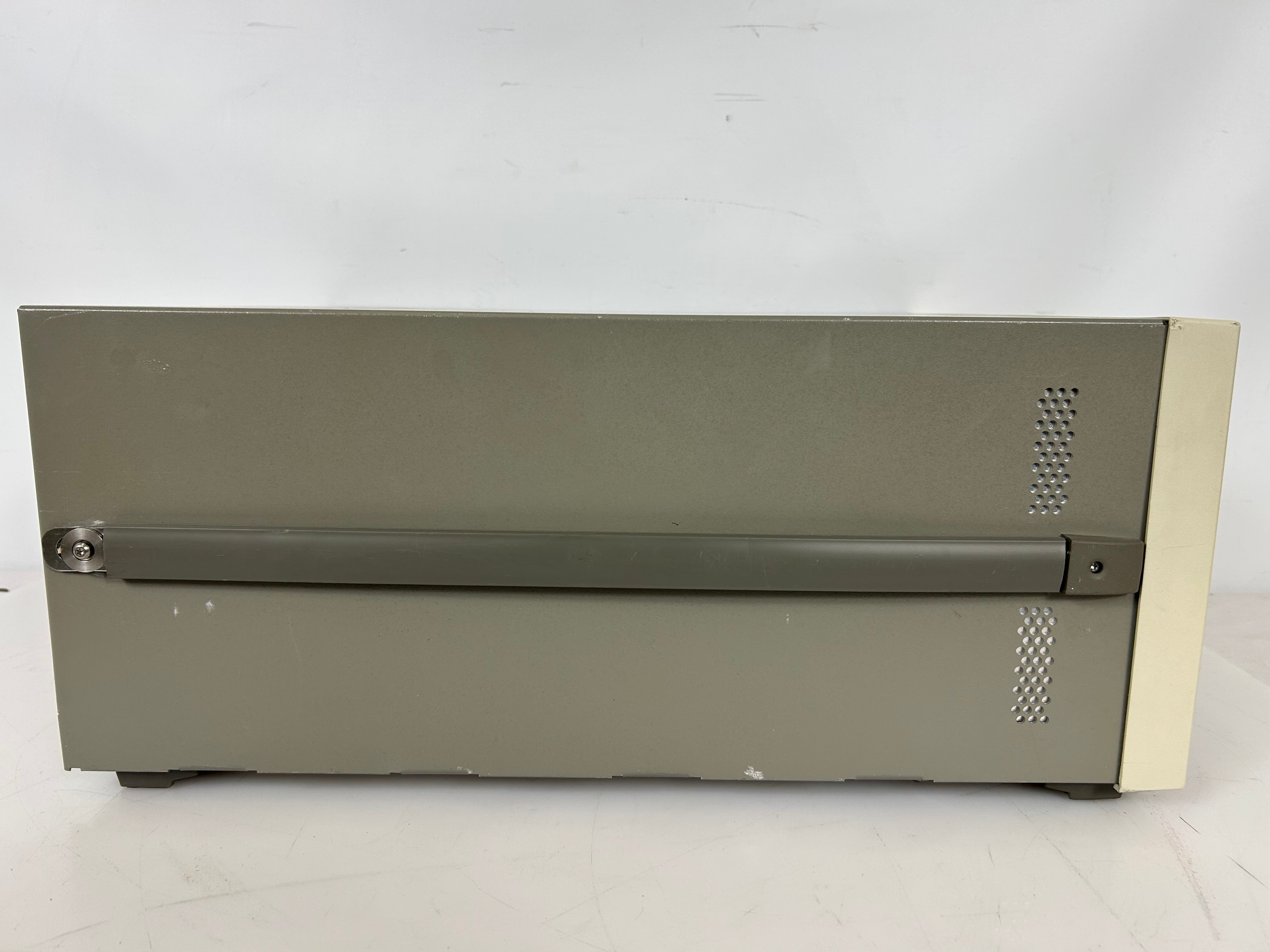 Hewlett Packard 35665A Dynamic Signal Analyzer *Untested*