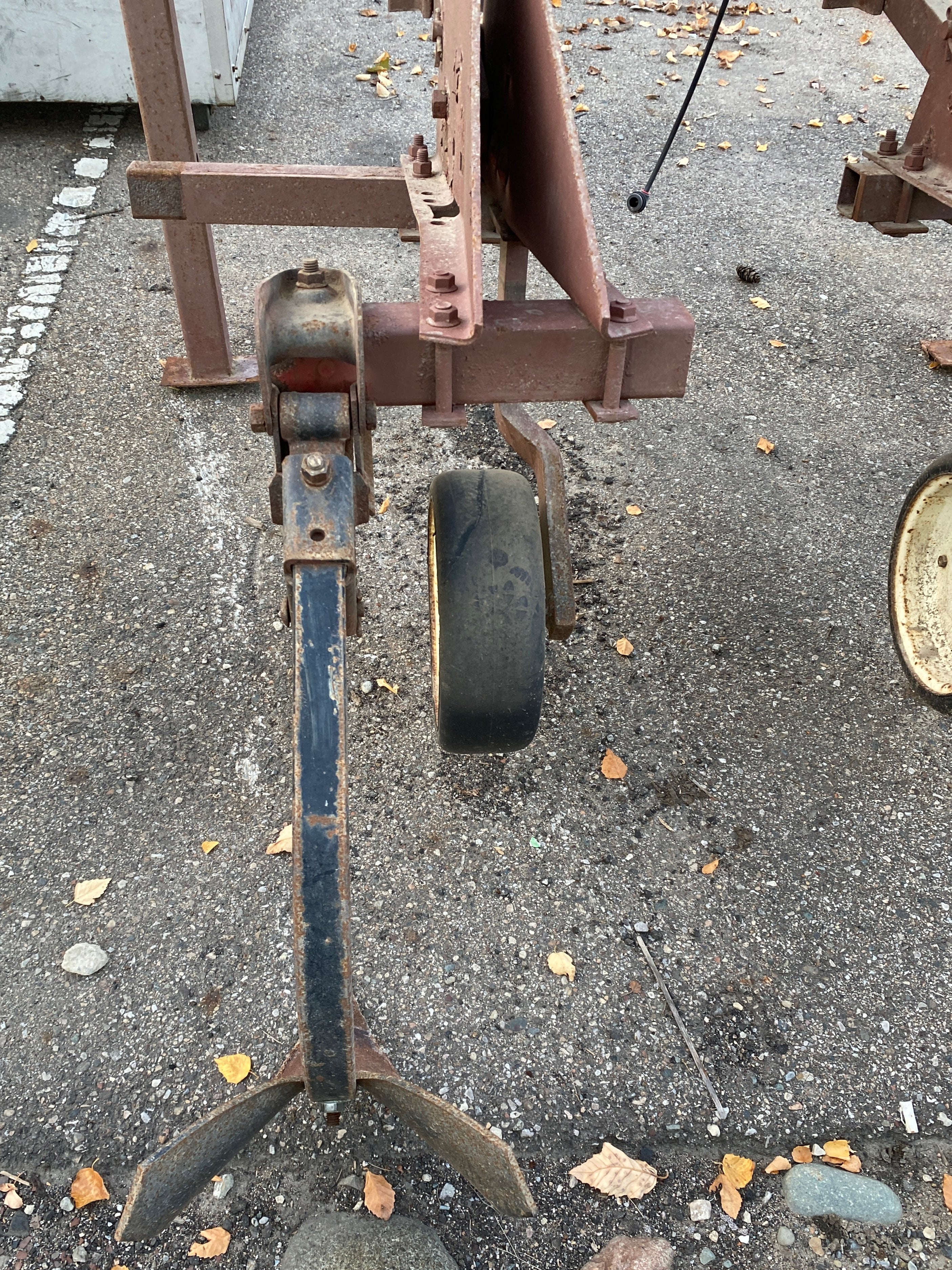 Hiller w/ Spraying Tank and Tow Hitch *Untested*