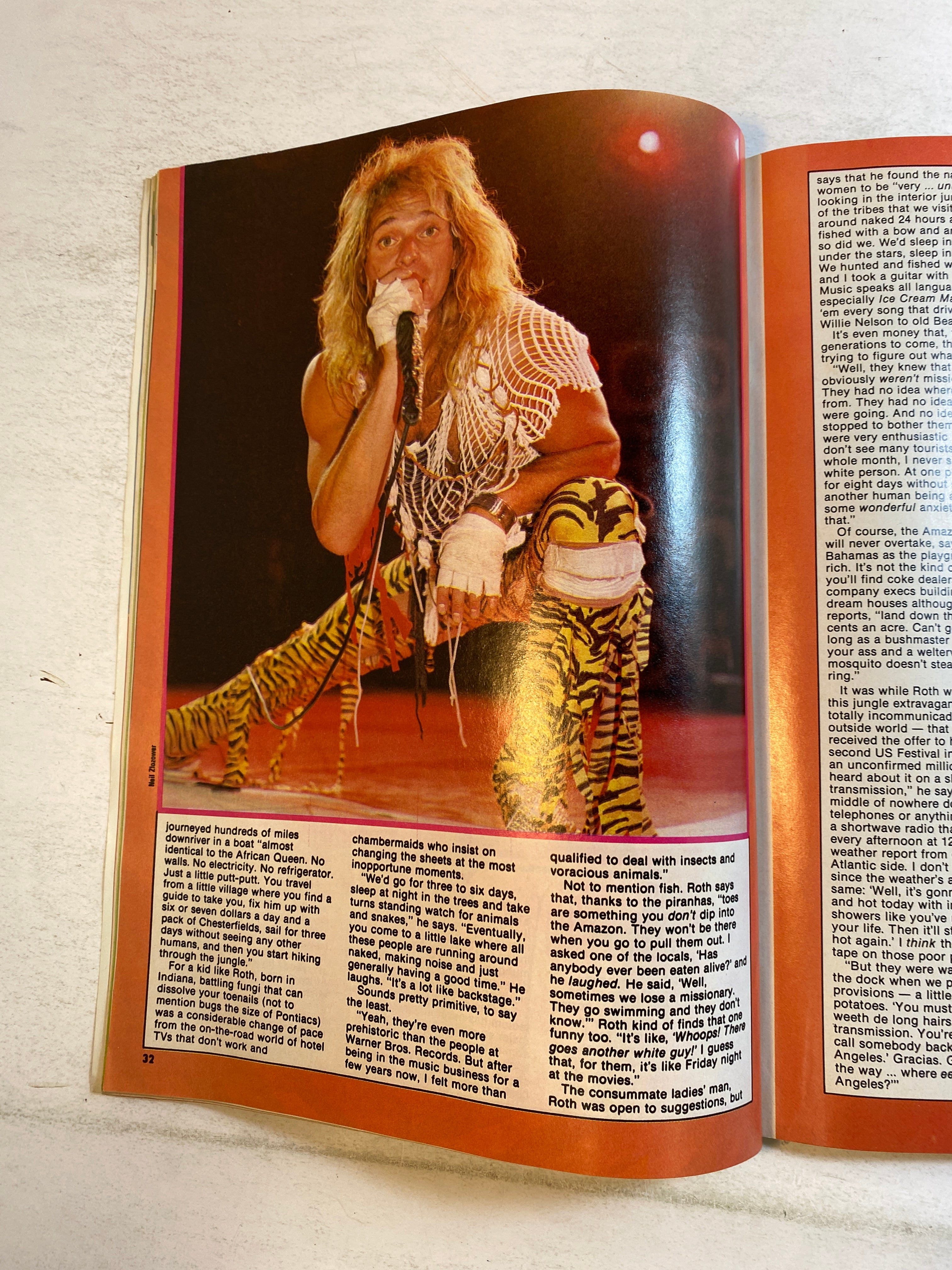 Hit Parader Magazine November 1983 Angus Young AC/DC