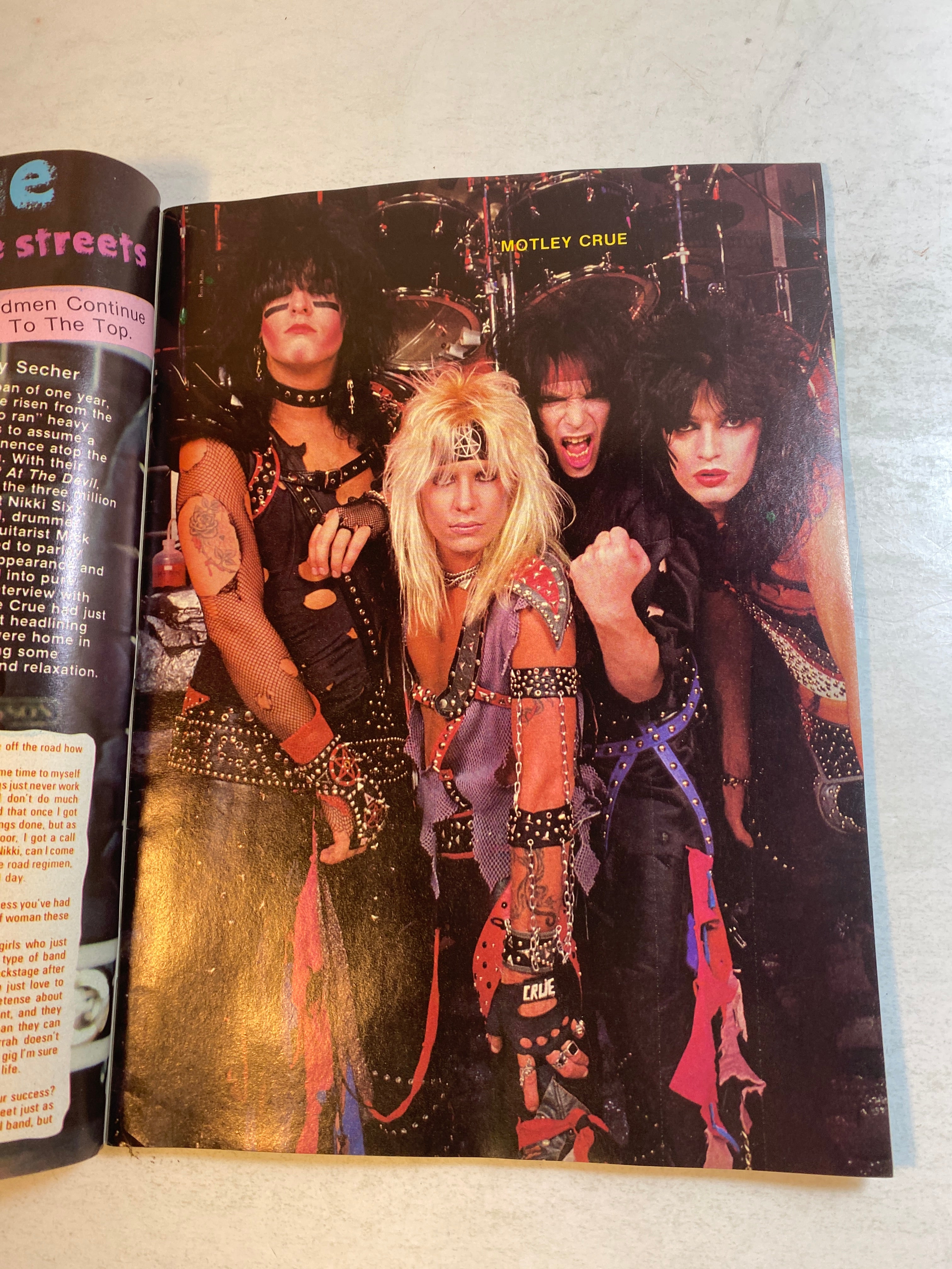 Hit Parader Magazine November 1984 Iron Maiden