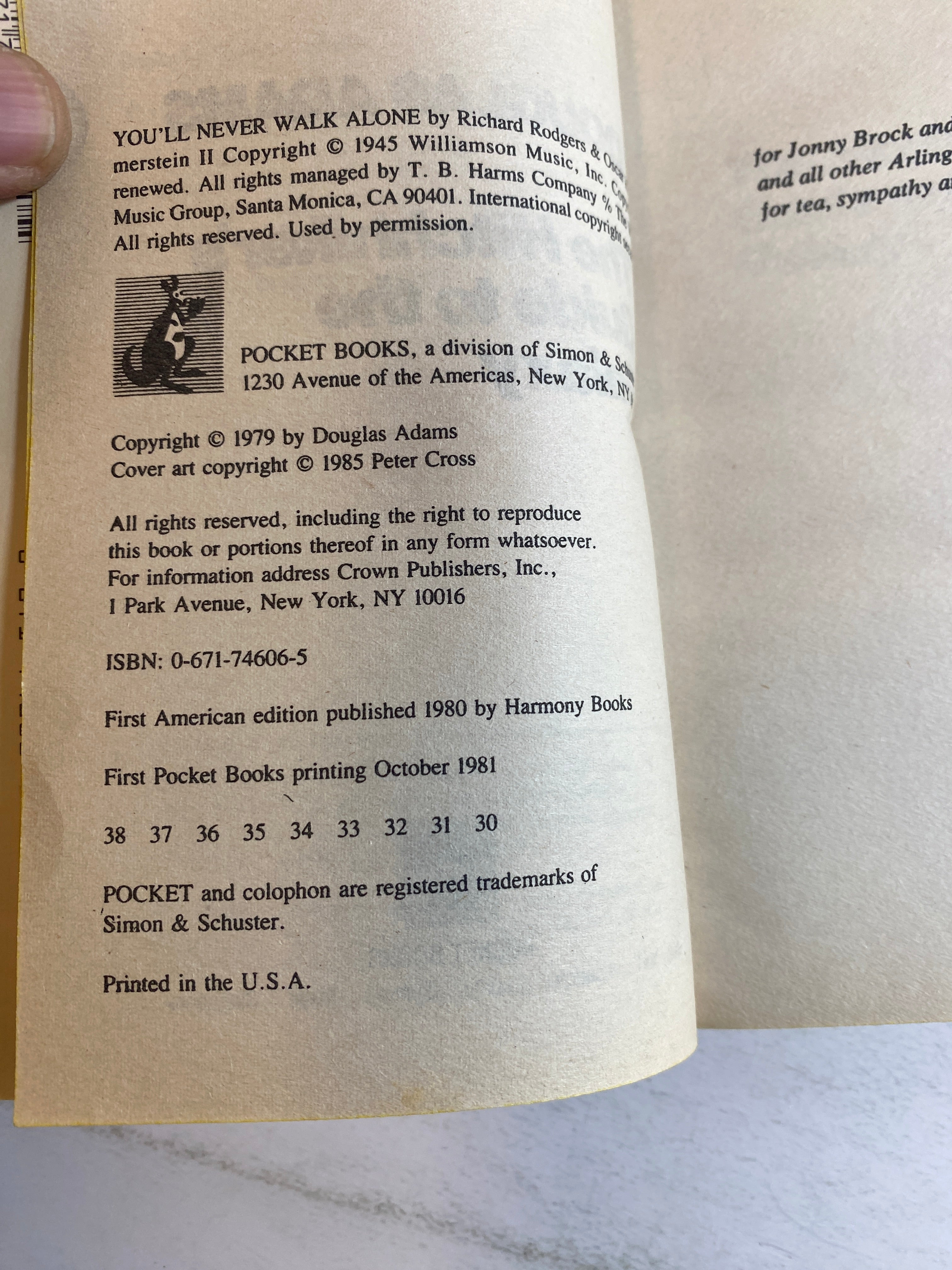 Hitchhiker's Guide to the Galaxy Douglas Adams SC 1981