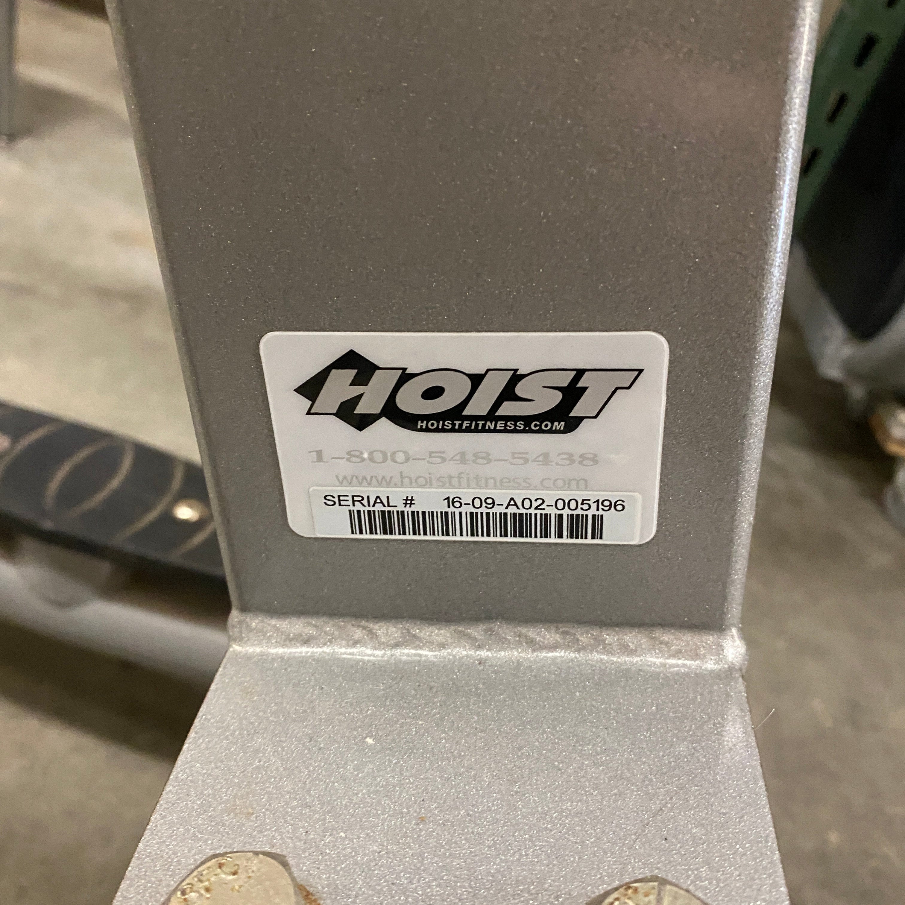 Hoist Wide Base Pull Up Machine
