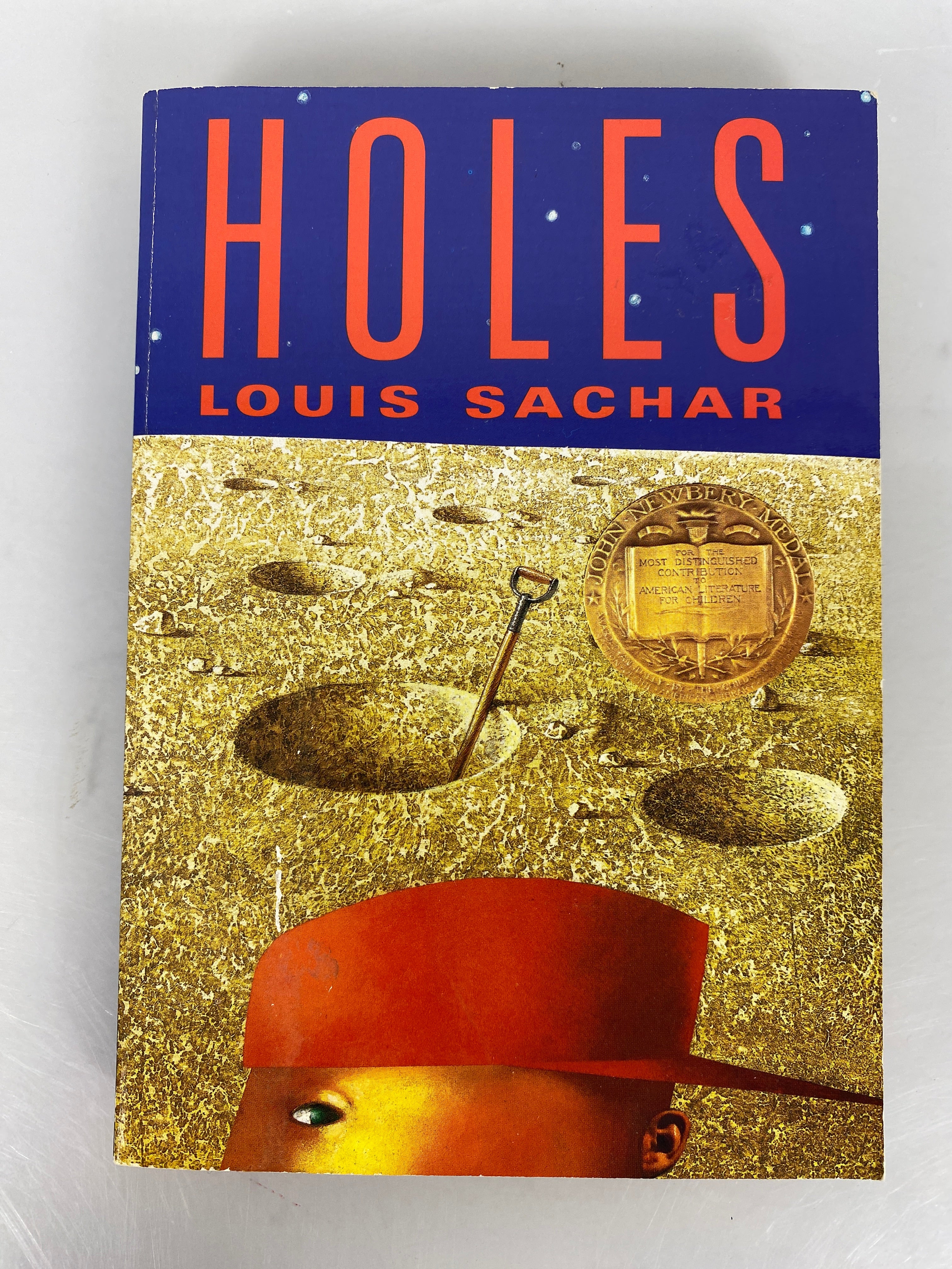 Holes Louis Sachar SC First Scholastic Printing 2000