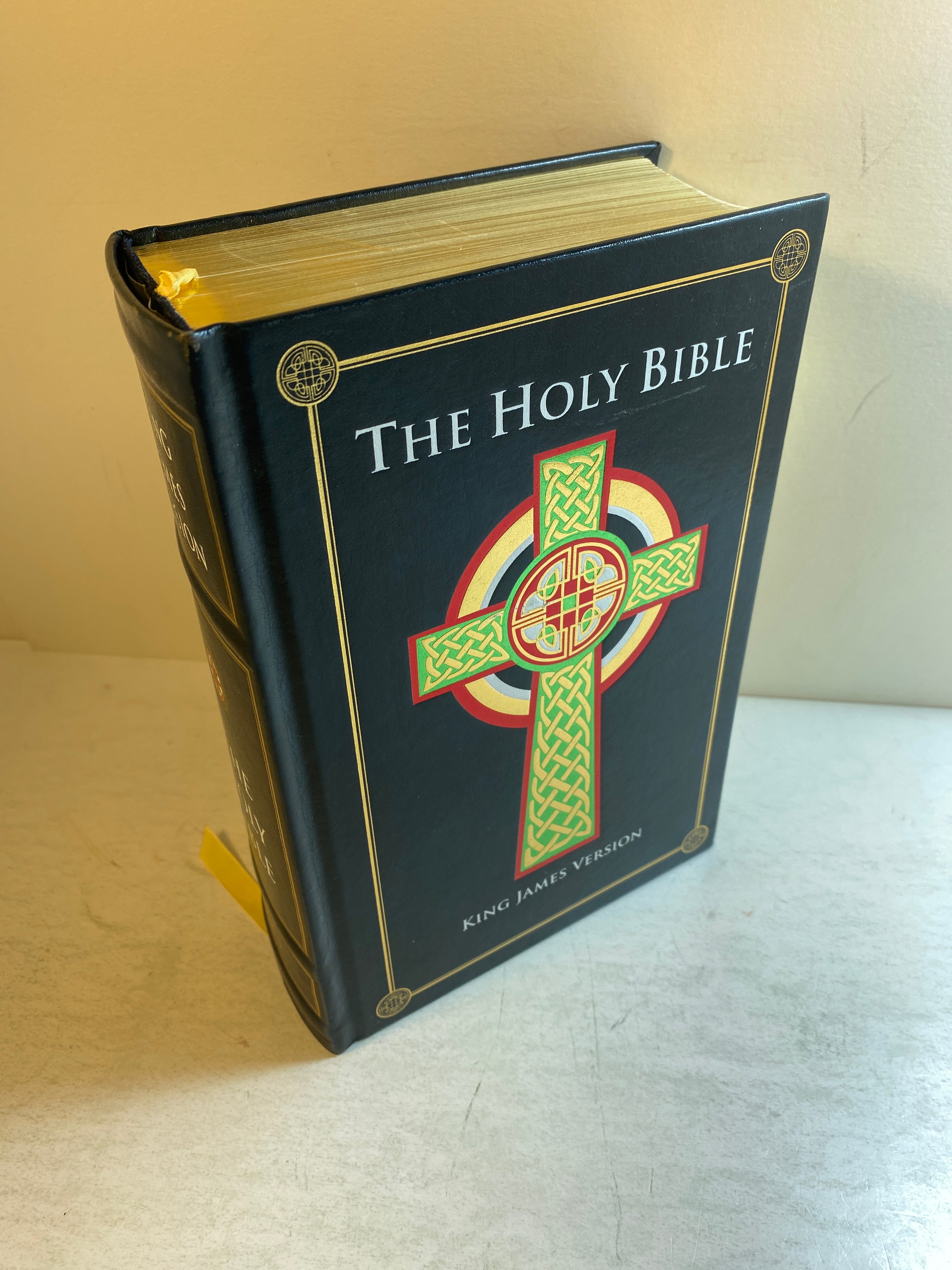 Holy Bible King James Version Canterbury Classics HC 2013