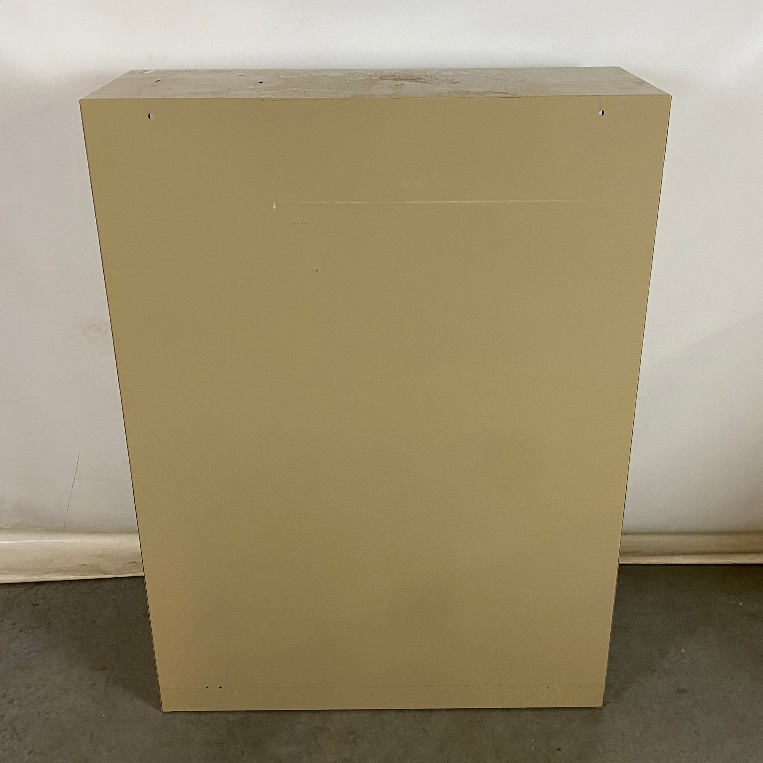 Hon 3 Tier Beige Shelf