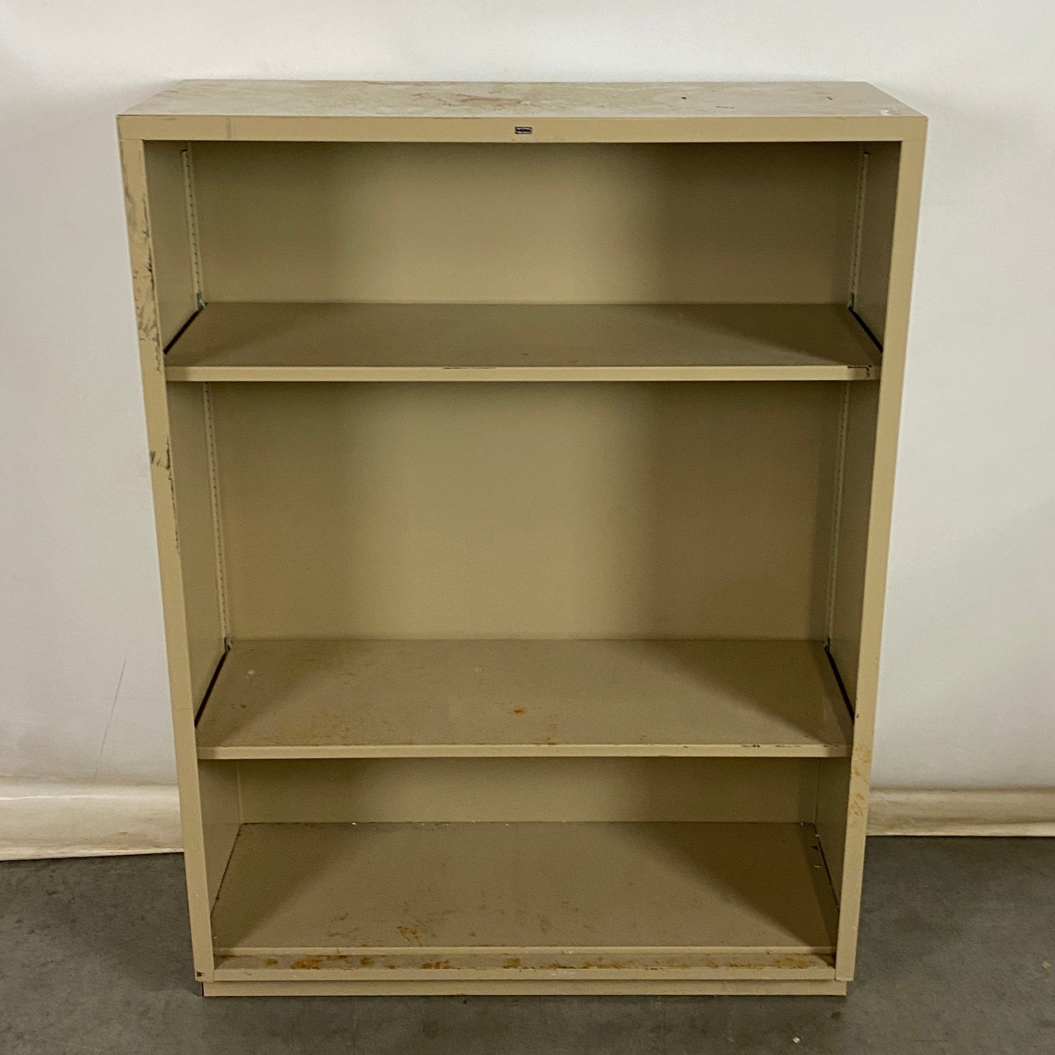 Hon 3 Tier Beige Shelf