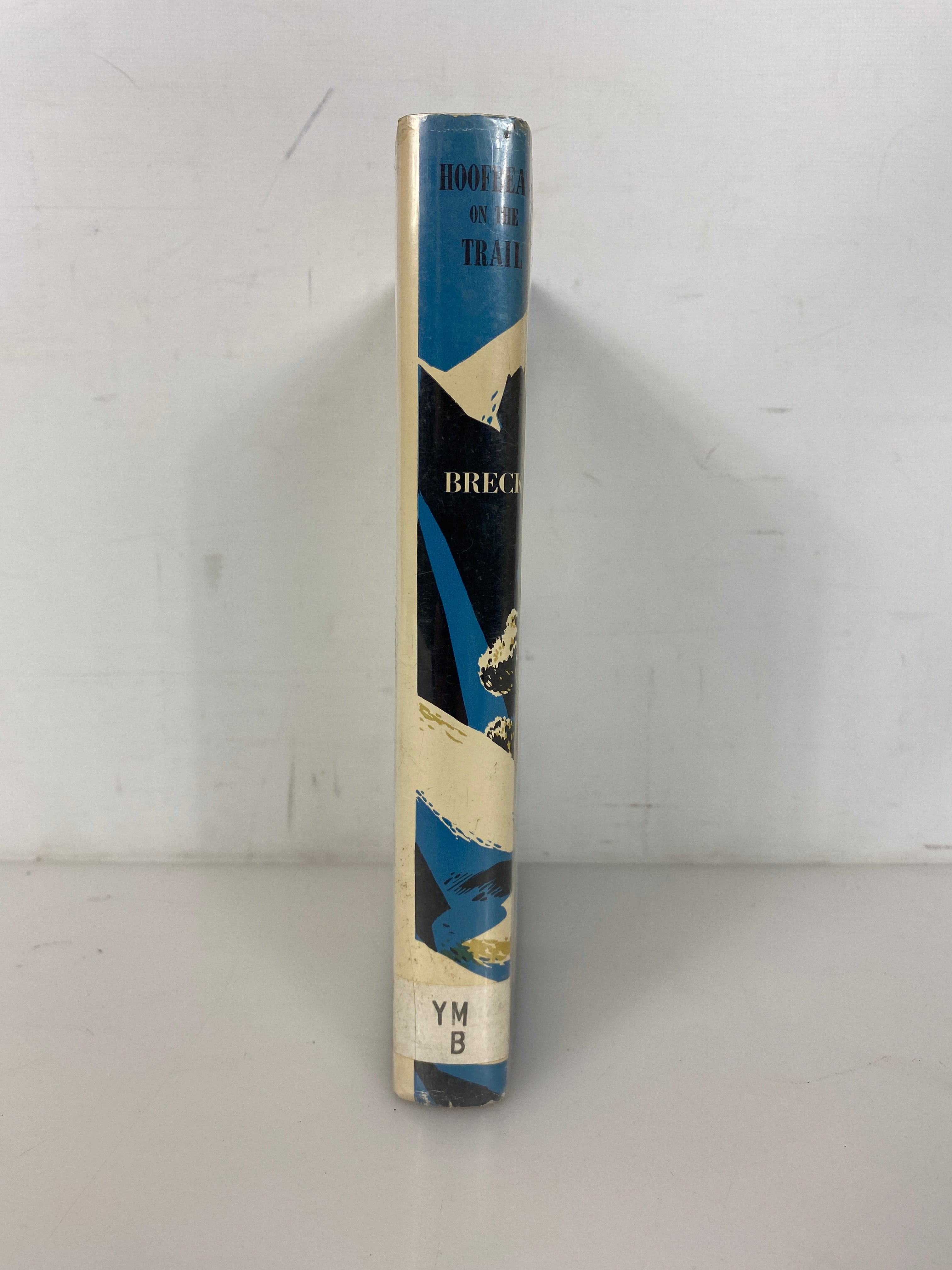Hoofbeats on the Trail by Vivian Breck 1950 Vintage HCDJ Ex-Library