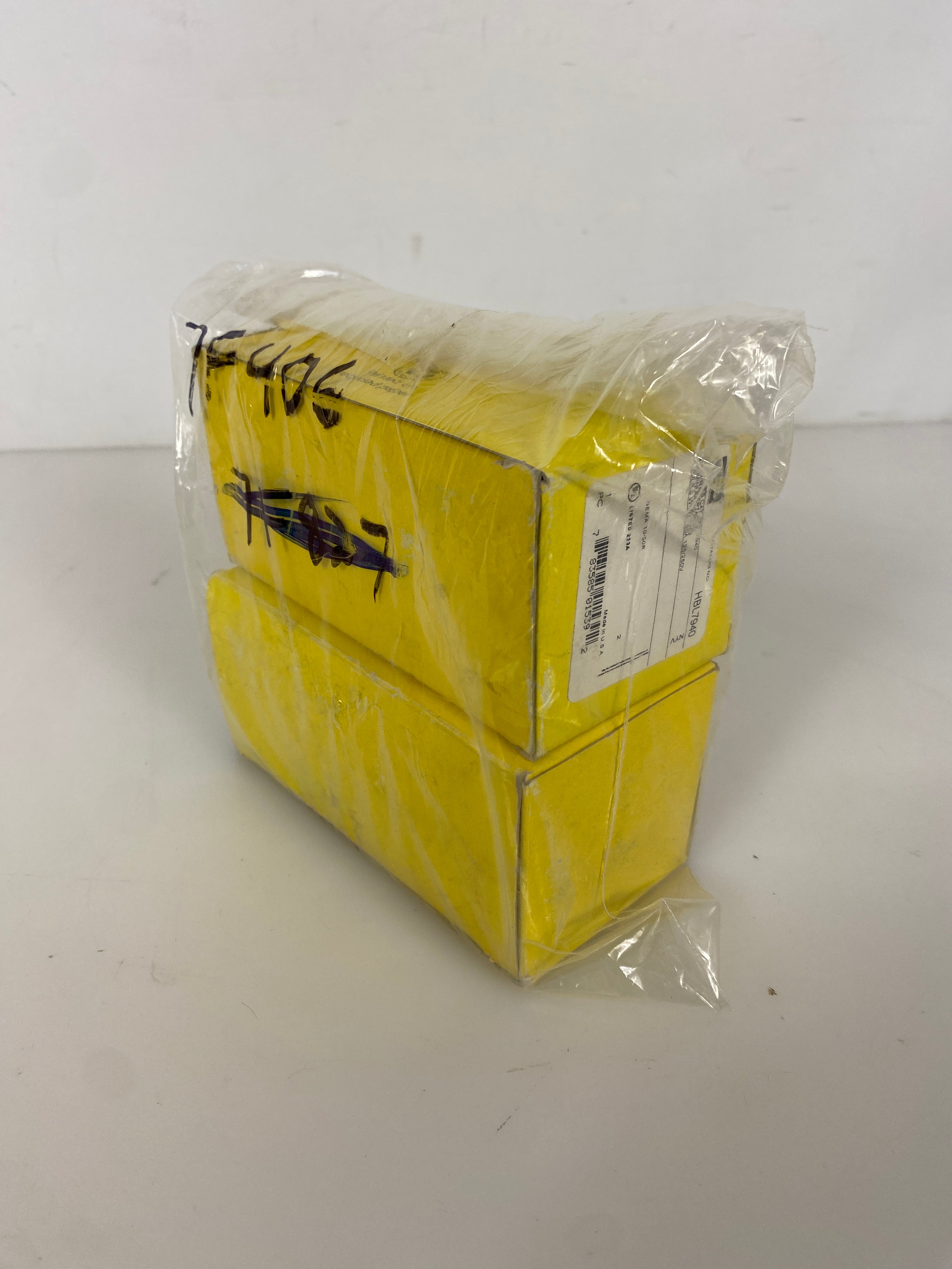 Hubbell HBL7940 Surface Mount Receptacle Pack of 2