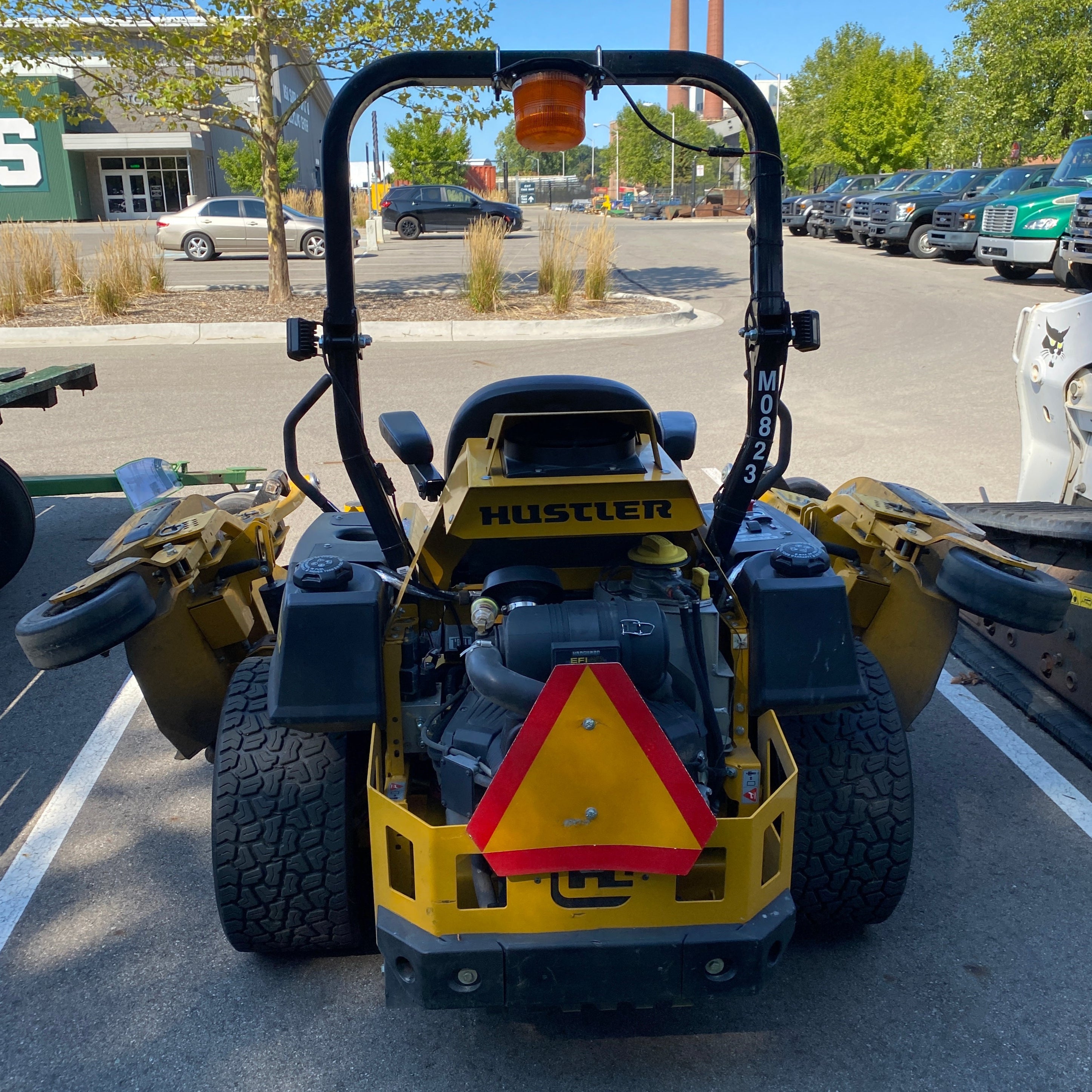 Hustler Super 104 Zero Turn Mower