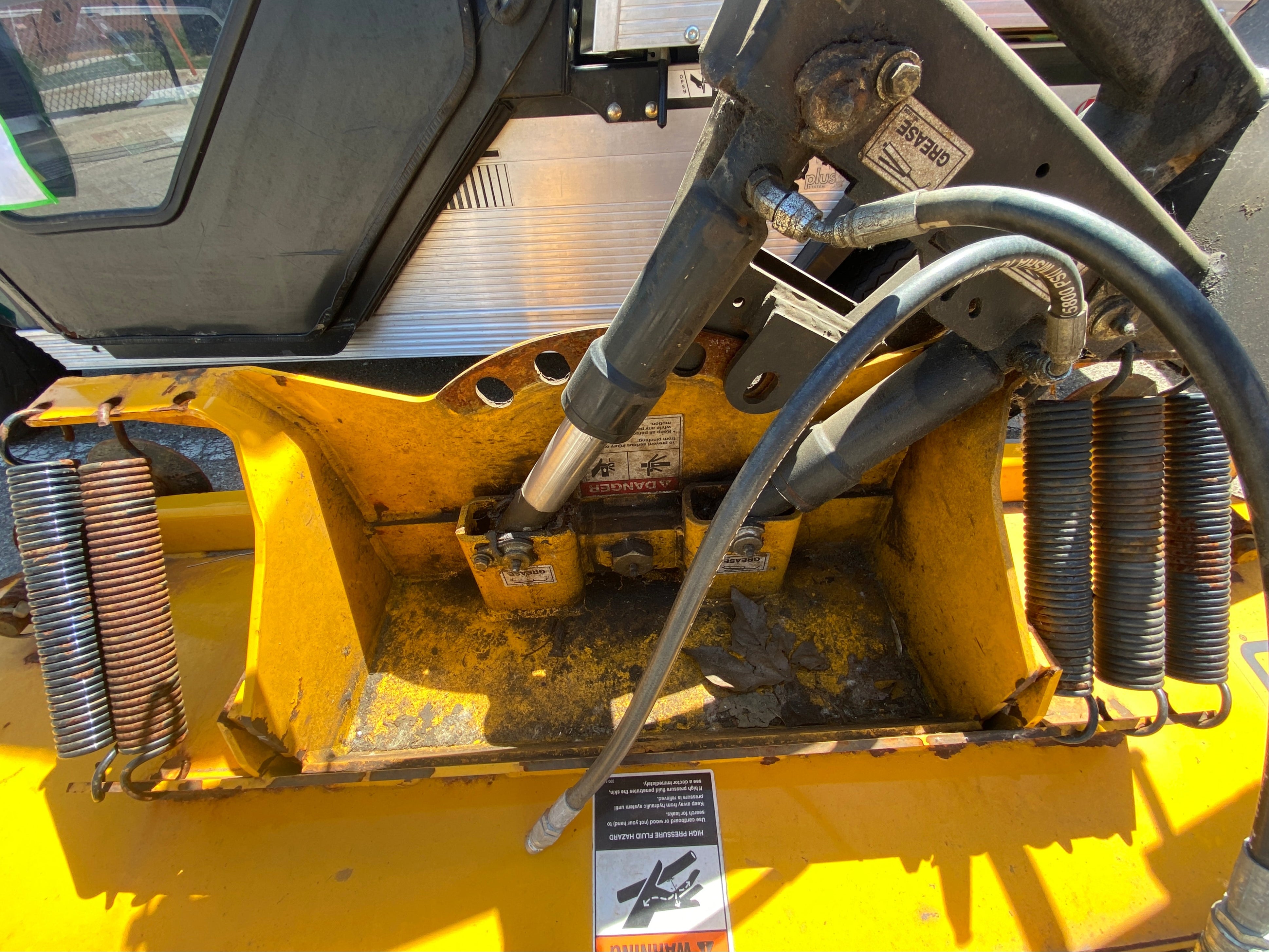 Hydraulic Plow Attachment