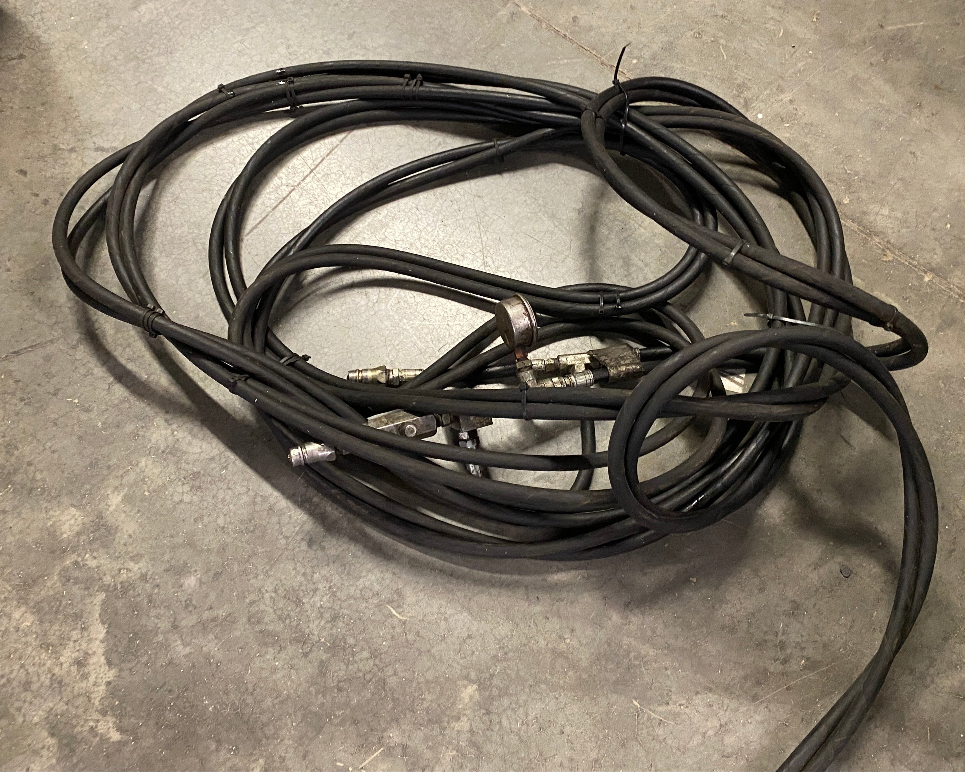 Hydraulic Tree Pruner w/ Hoses, Fittings, and Pressure Regulator