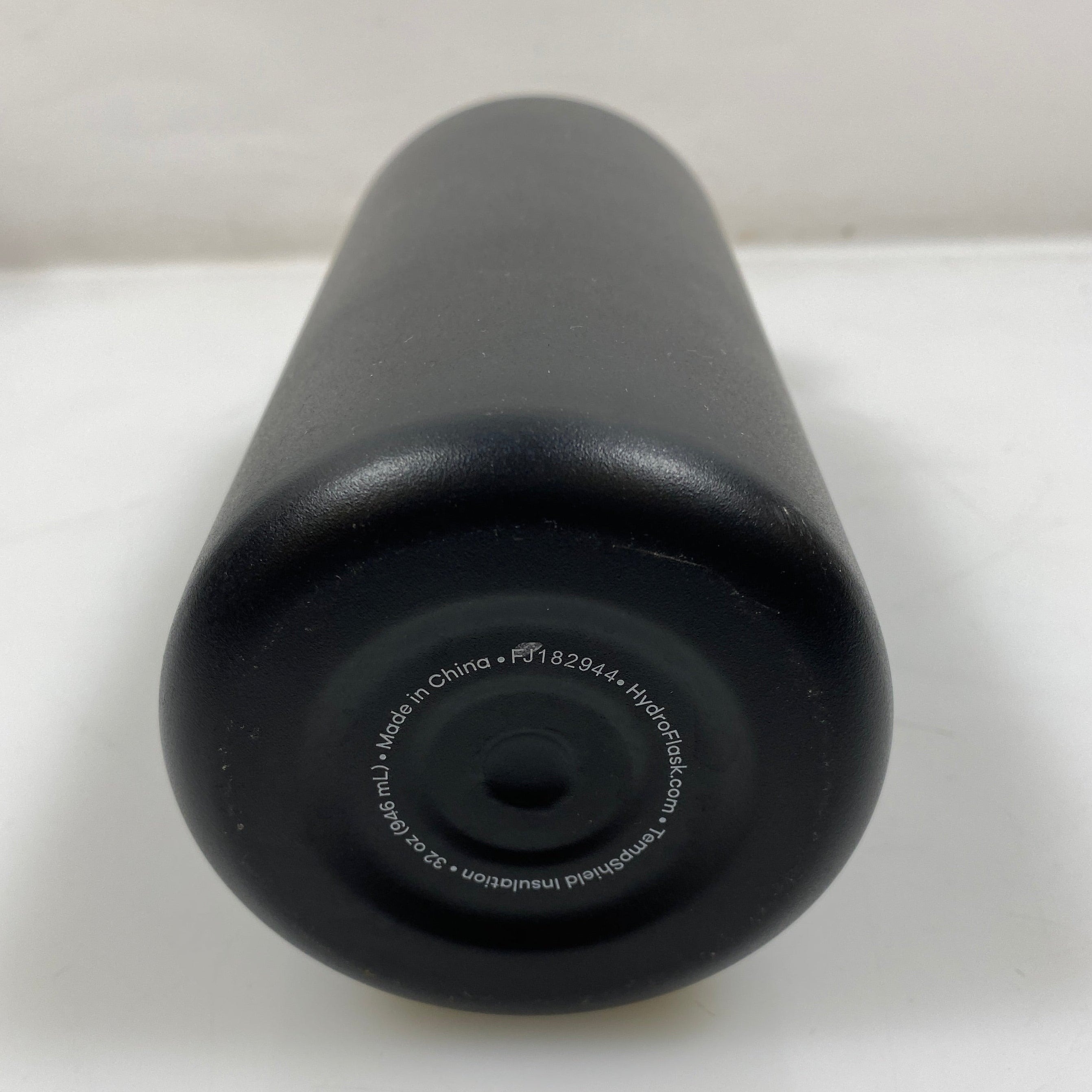 Hydroflask Black 32oz Bottle