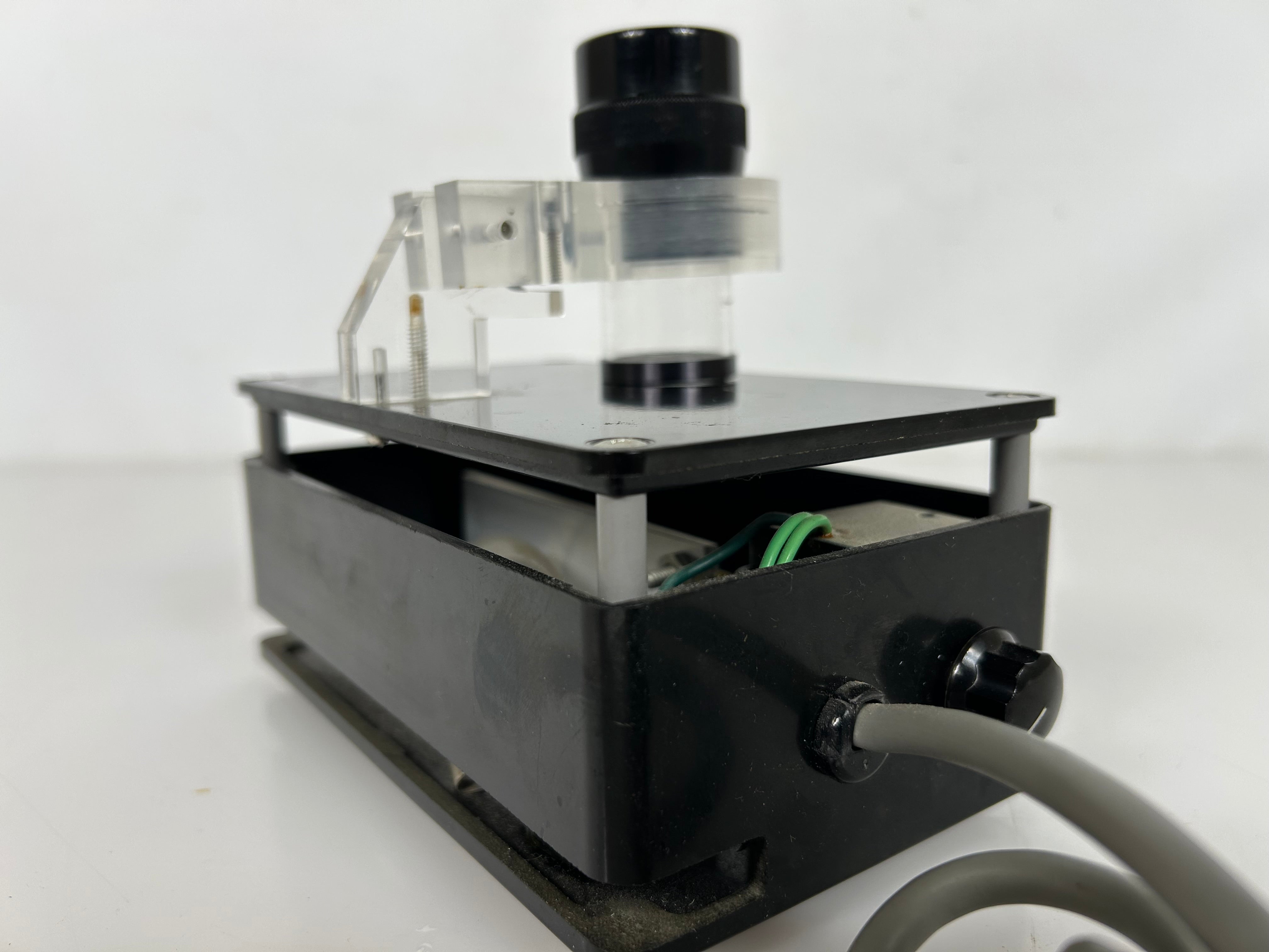 Hyland Precision Viewer Model 077-880