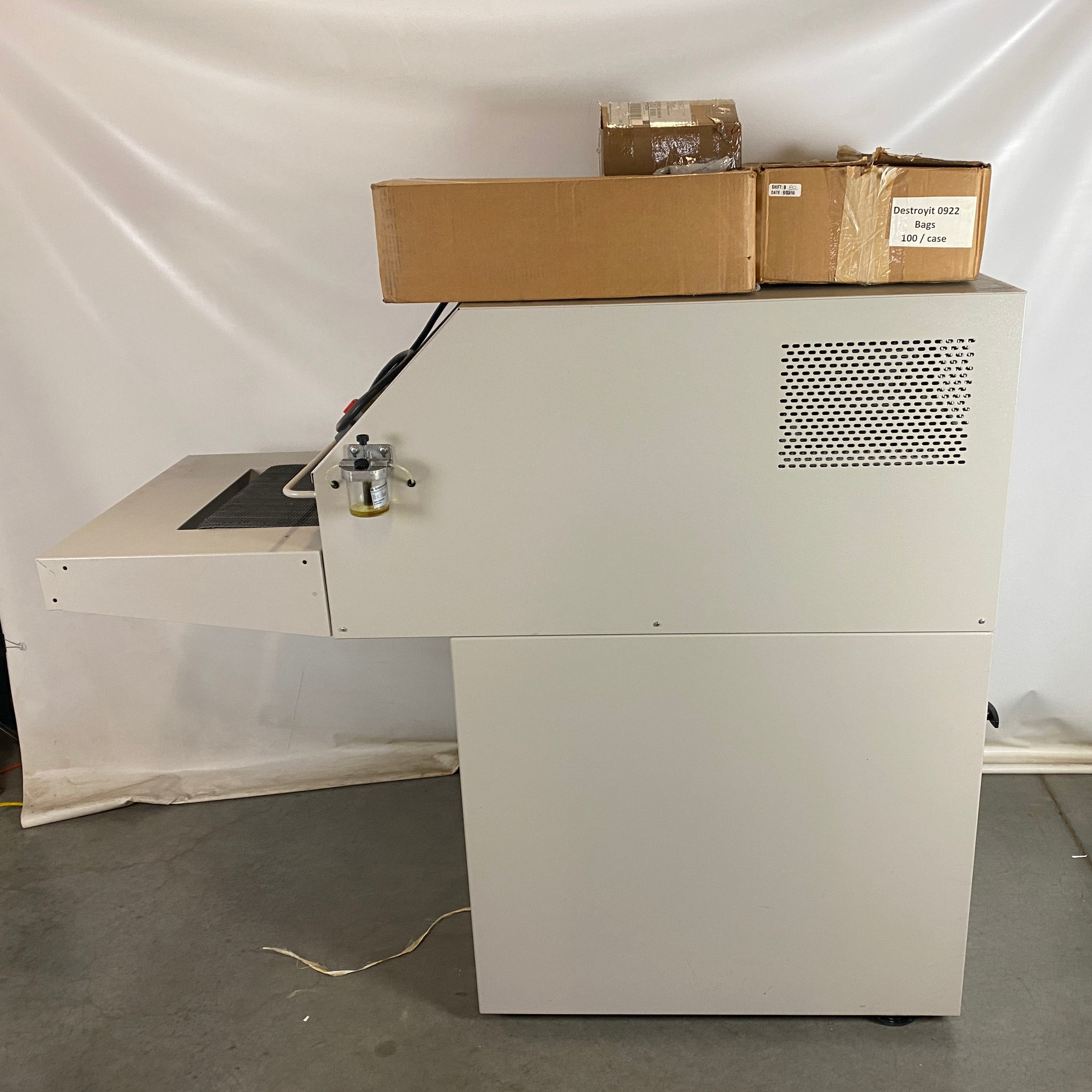 IDEAL "Destroy It" #4107 Cross Cut Industrial Belt Paper Shredder