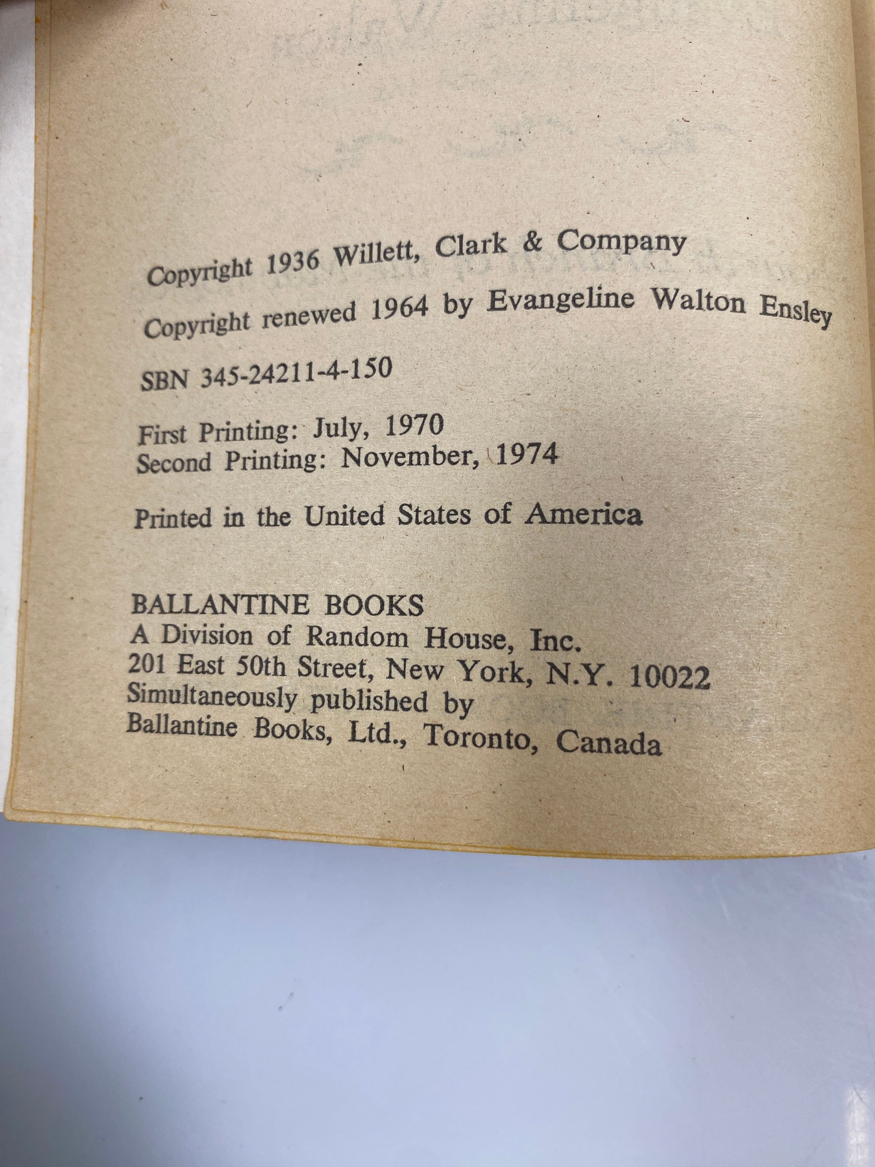 Island of the Mighty Evangeline Walton Paperback SC 1974