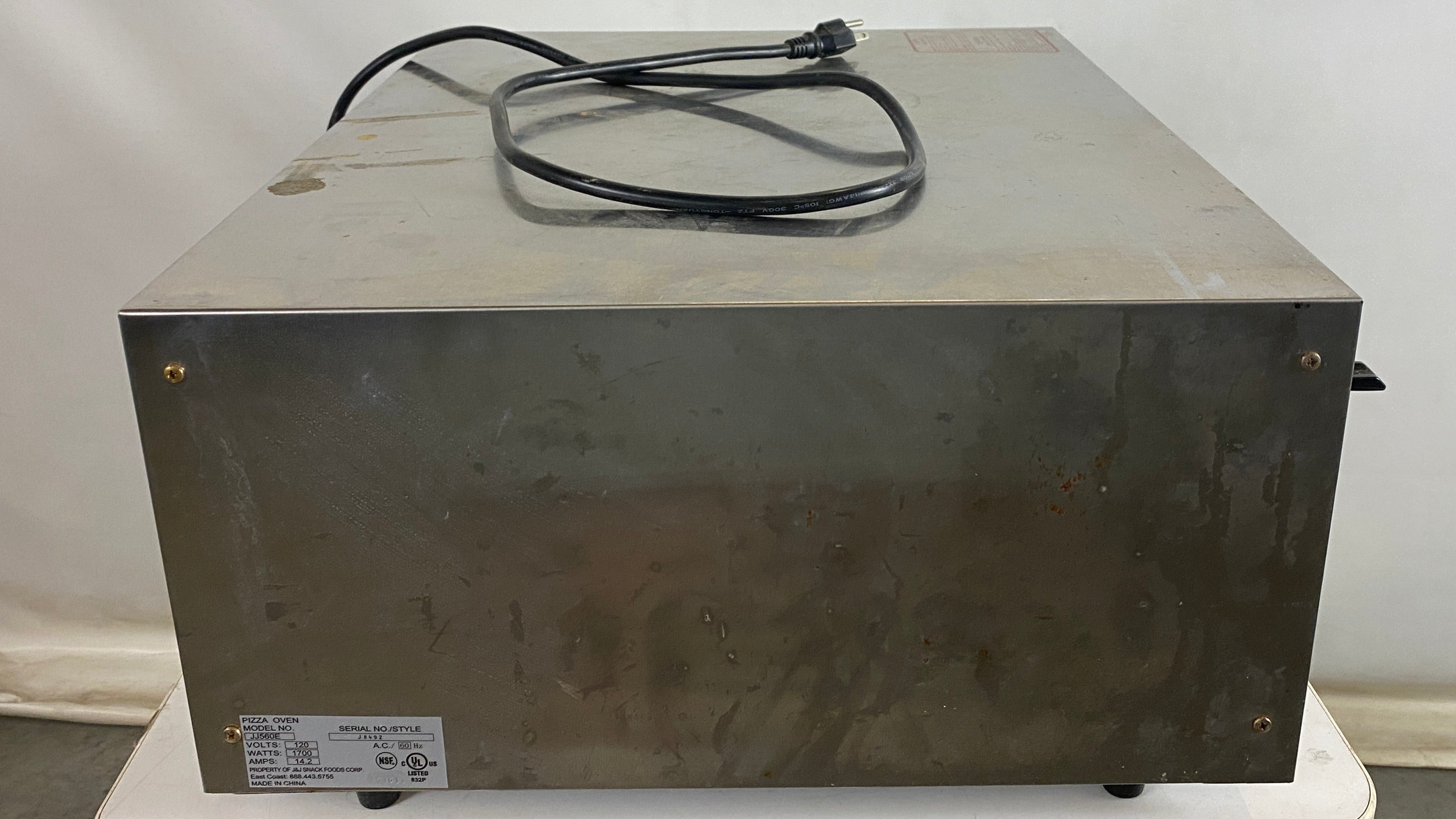 J and J Snack Foods Corp #JJ560E Pizza Oven