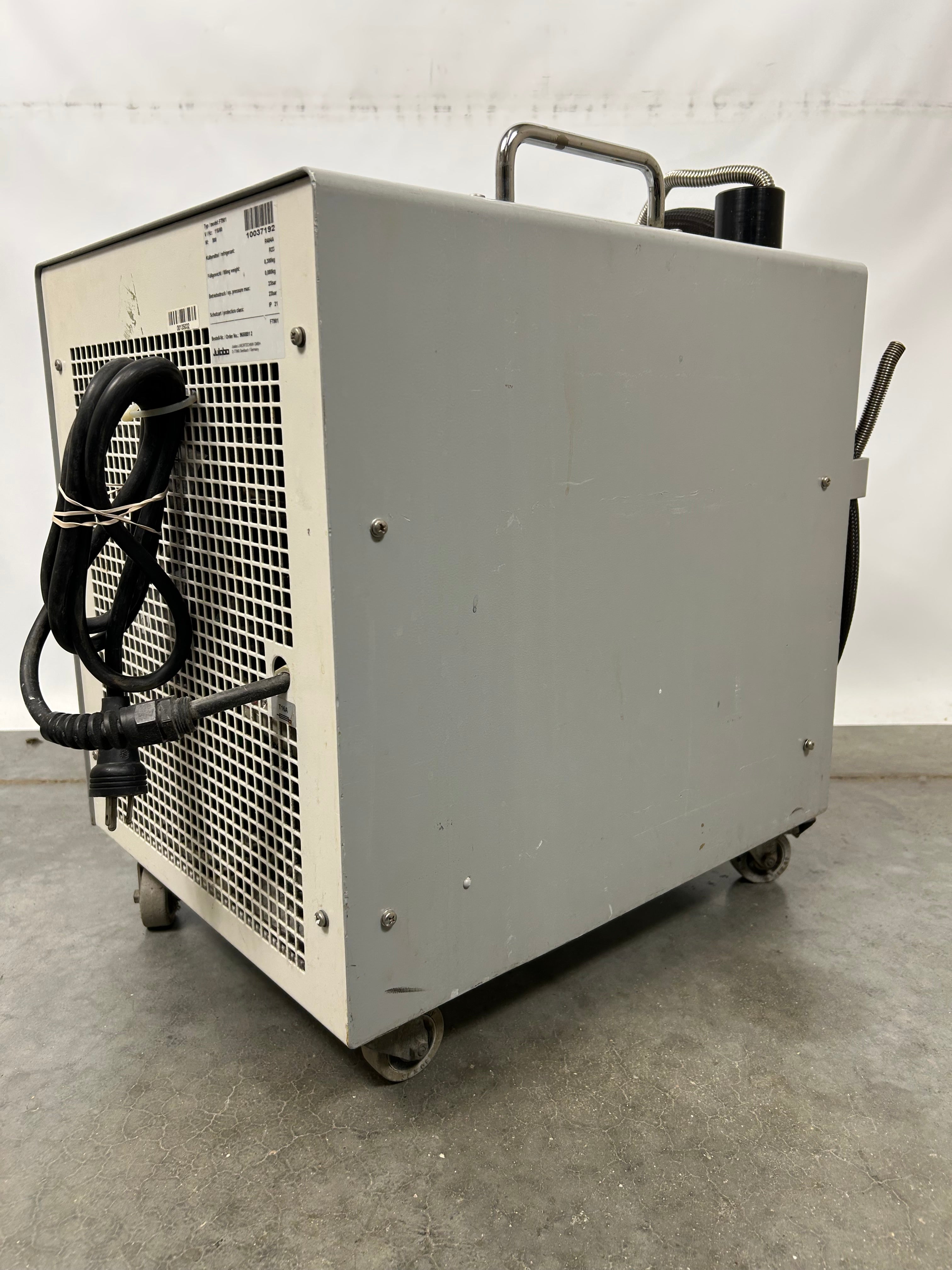 Julabo FT901 Ultra-low Refrigerated -90C Immersion Chiller