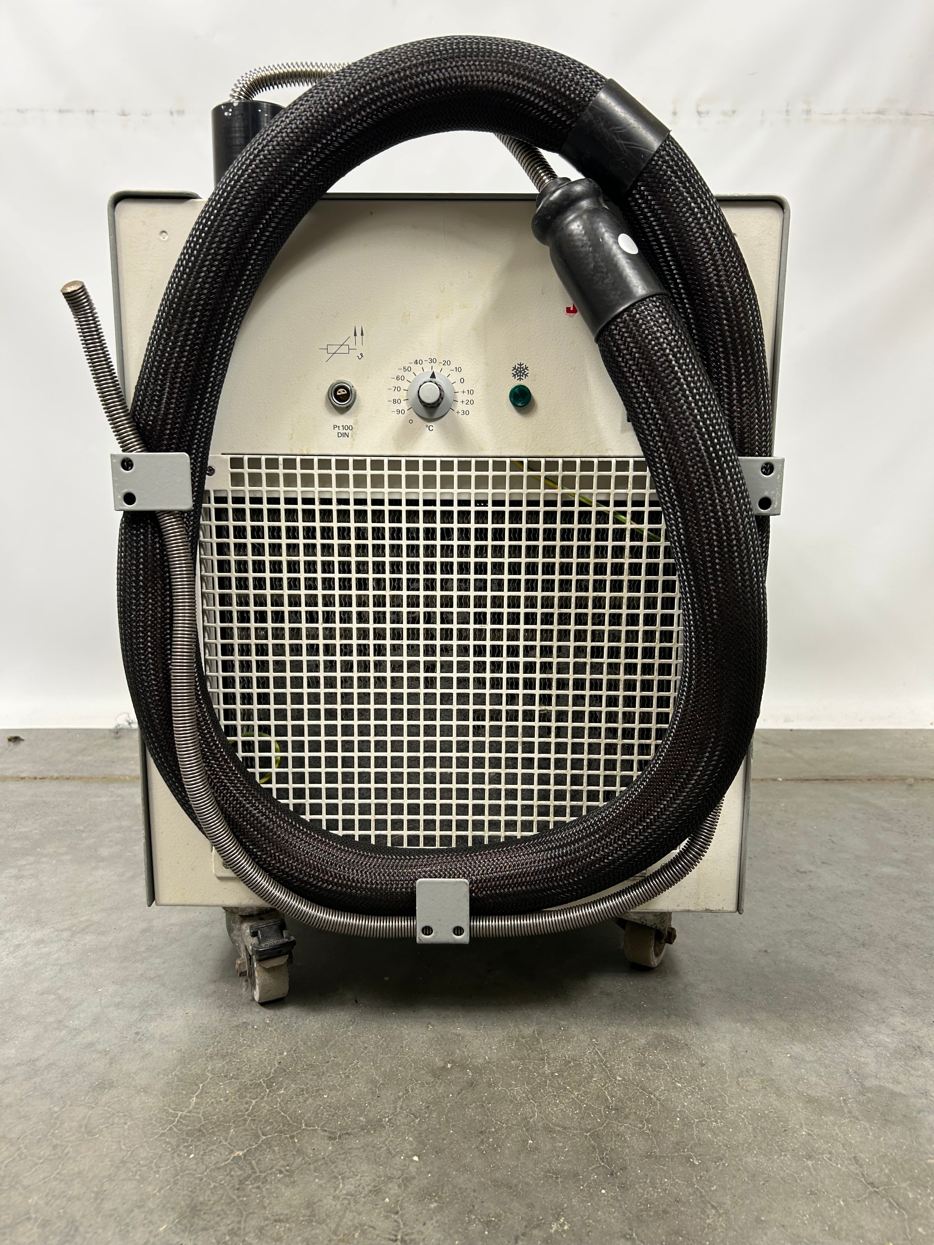 Julabo FT901 Ultra-low Refrigerated -90C Immersion Chiller